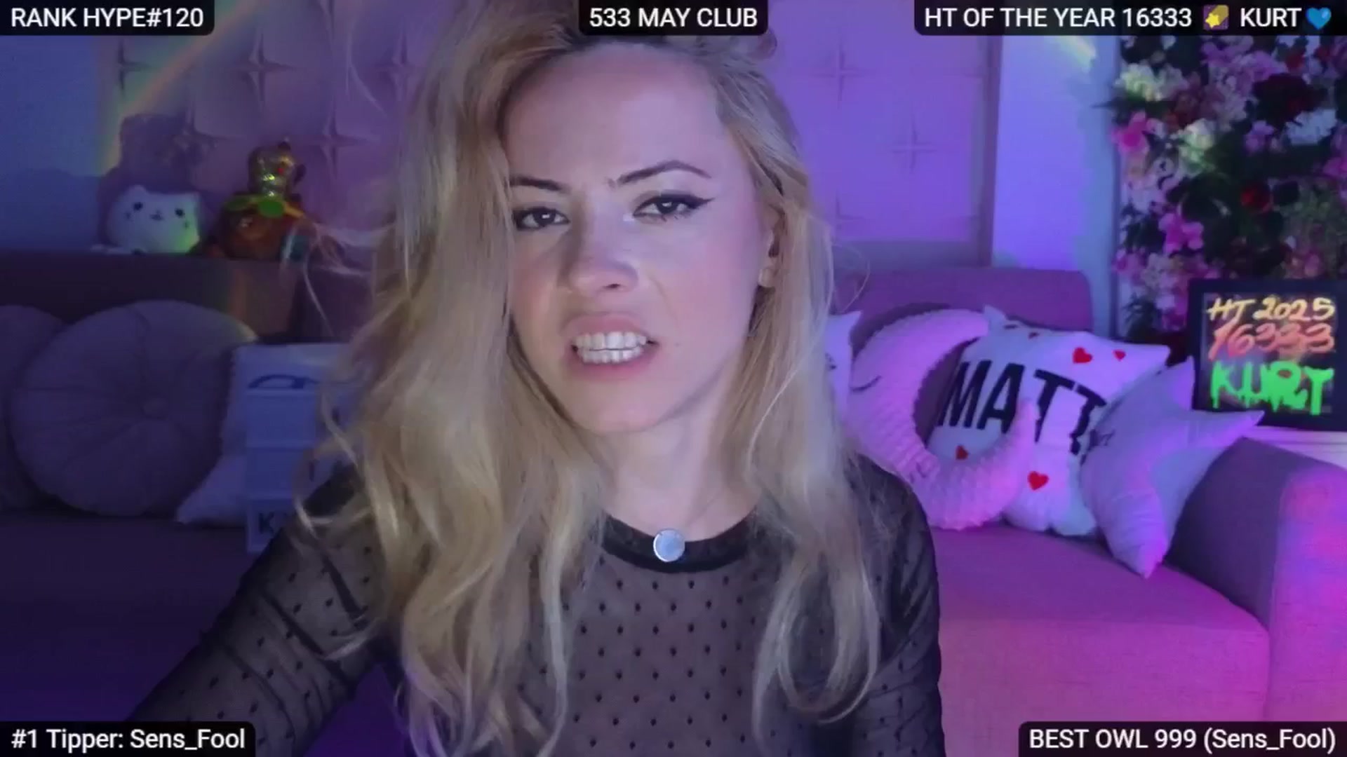 Gallery image thumbnail from Sensationowl_'s myfreecams stream on, 05/25/2025, 08:45 image 18 of 20