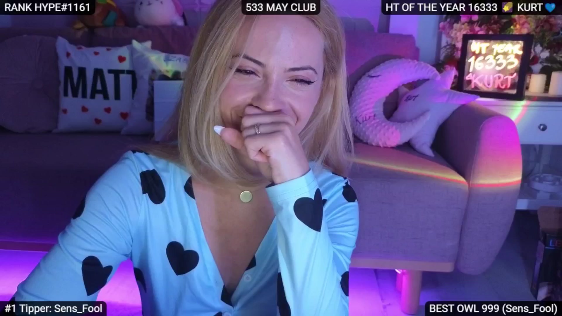 Gallery image thumbnail from Sensationowl_'s myfreecams stream on, 07/04/2025, 08:11 image 5 of 20
