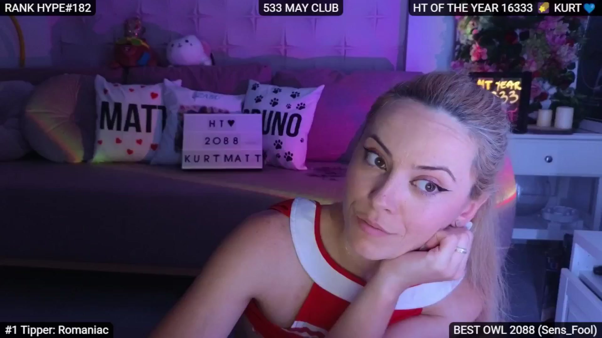 Gallery image thumbnail from Sensationowl_'s myfreecams stream on, 07/05/2025, 08:24 image 19 of 20