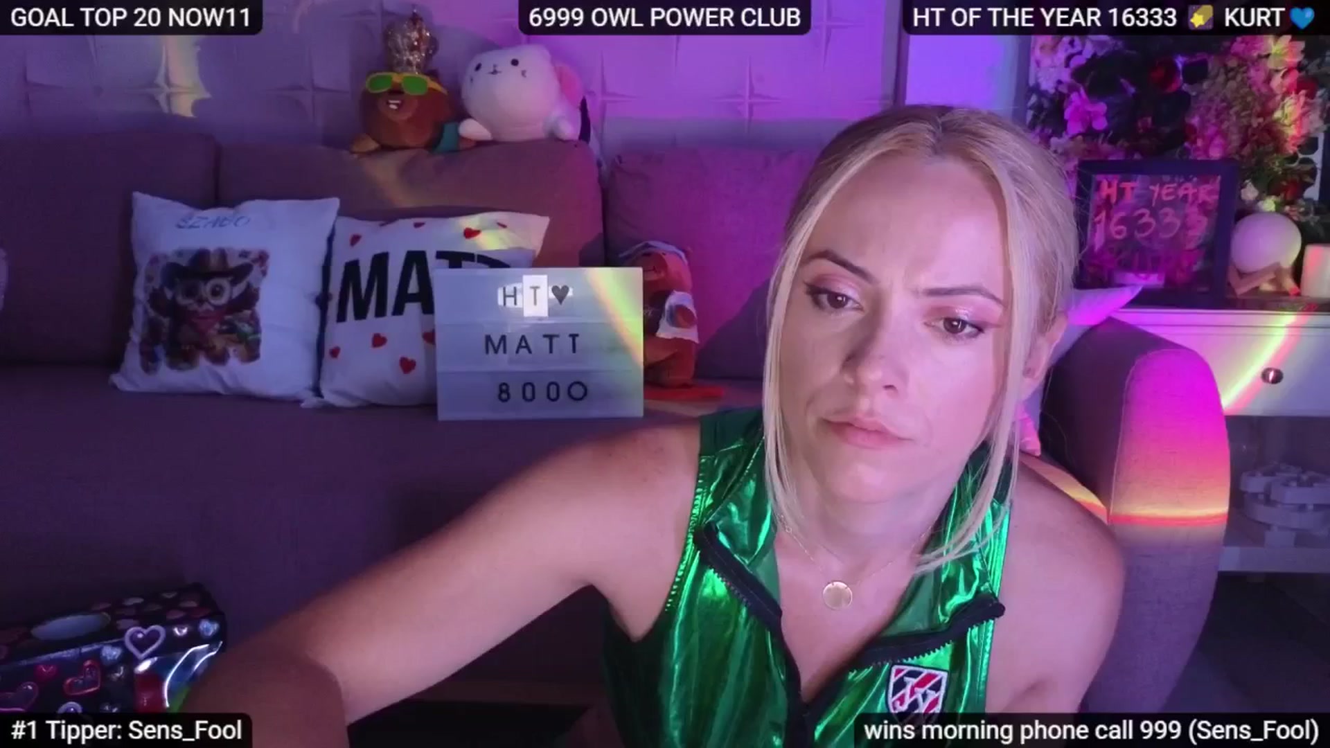 Gallery image thumbnail from Sensationowl_'s myfreecams stream on, 08/03/2025, 08:50 image 4 of 20
