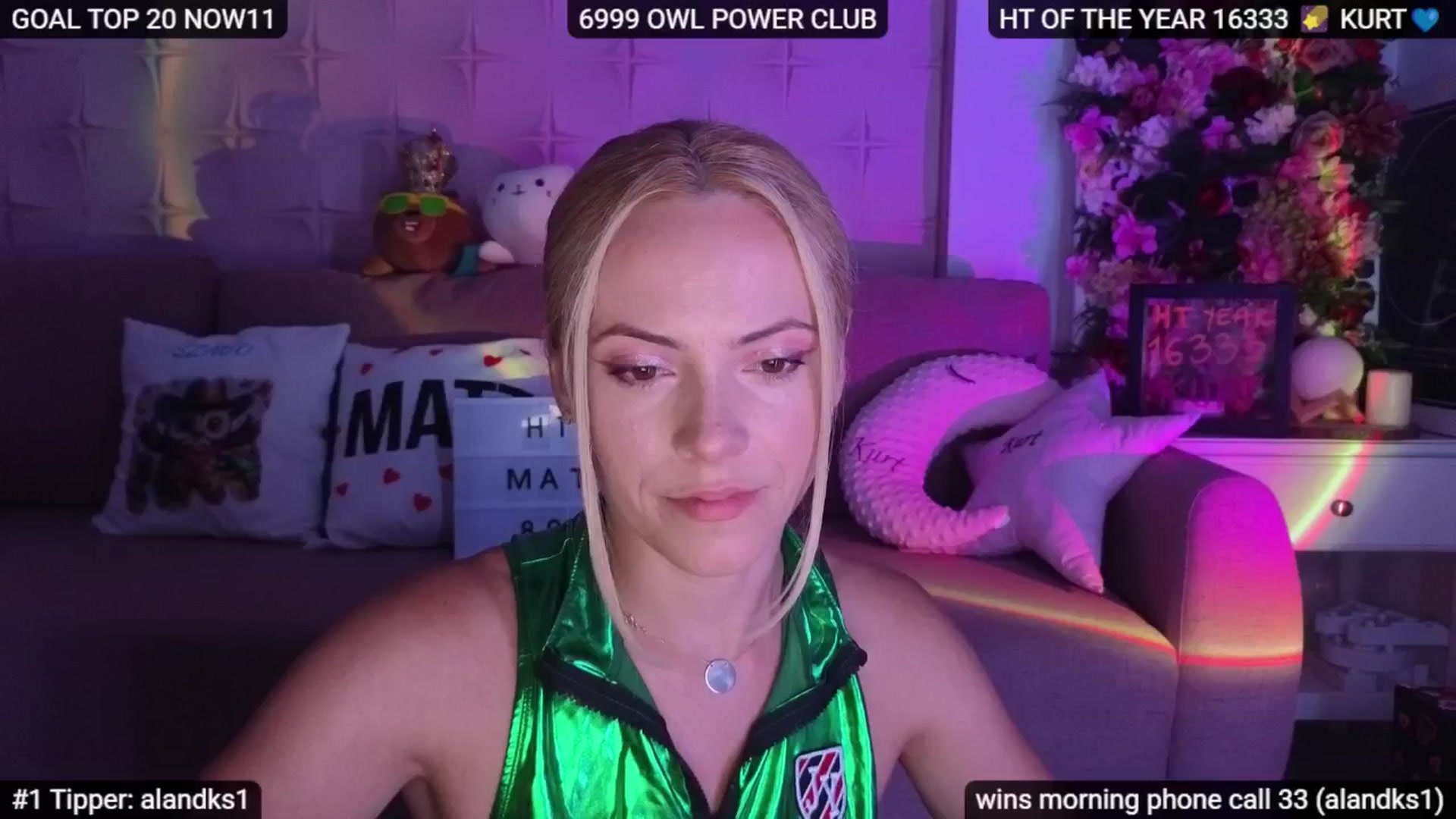 Gallery image thumbnail from Sensationowl_'s myfreecams stream on, 08/03/2025, 08:50 image 2 of 20