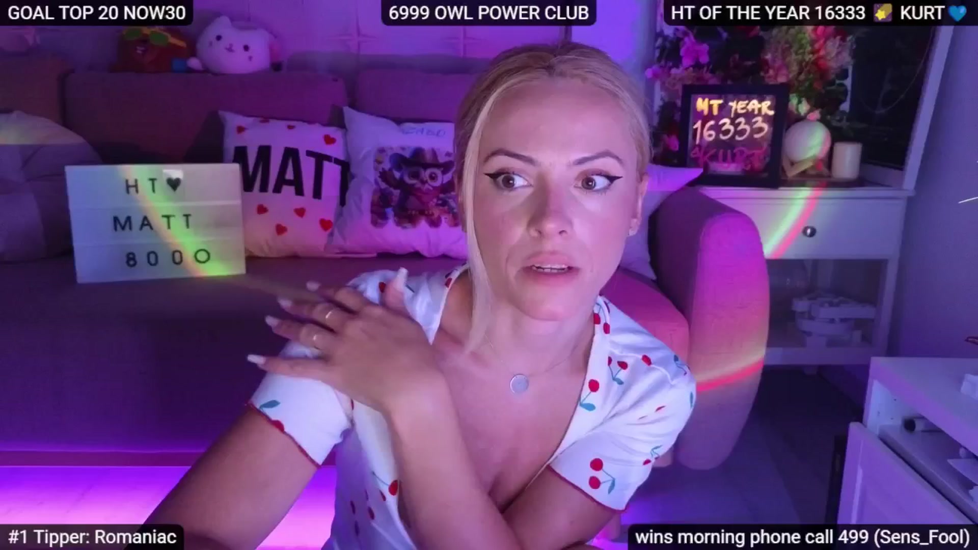 Gallery image thumbnail from Sensationowl_'s myfreecams stream on, 08/06/2025, 04:08 image 1 of 20