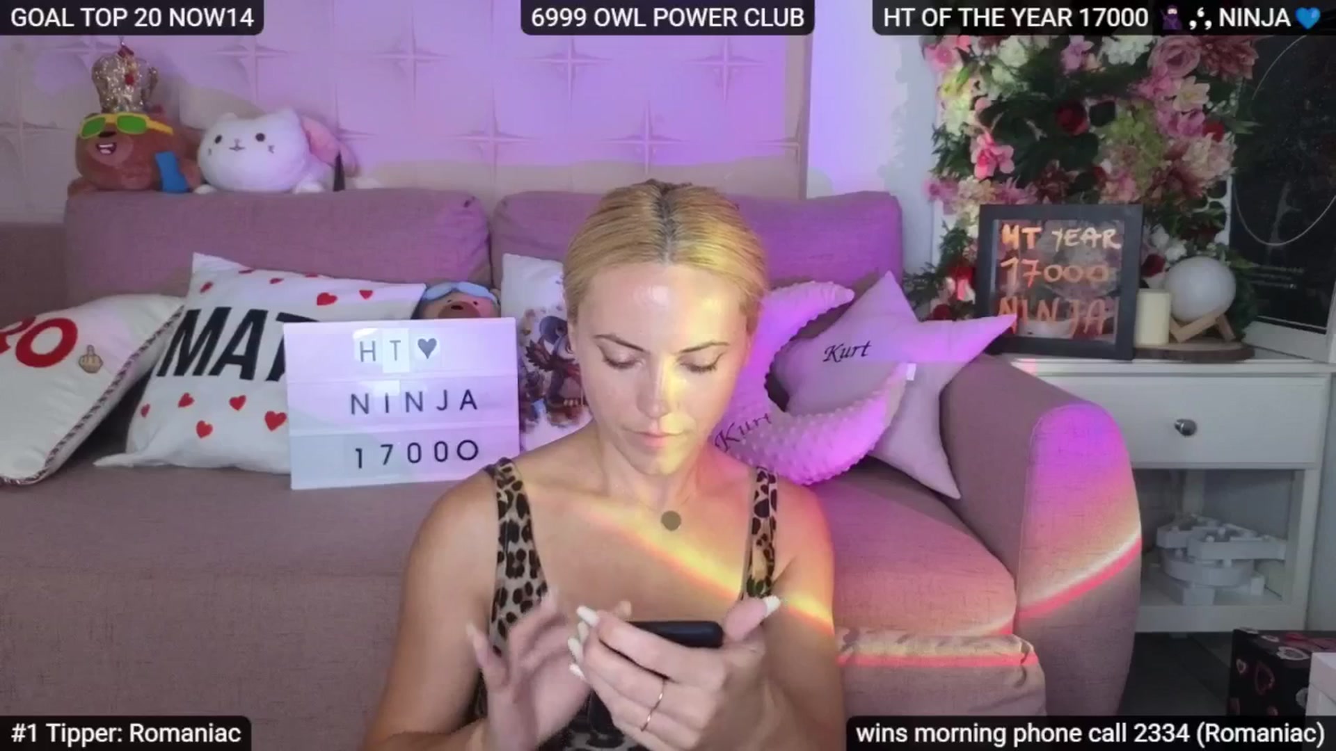 Gallery image thumbnail from Sensationowl_'s myfreecams stream on, 08/10/2025, 09:50 image 20 of 20