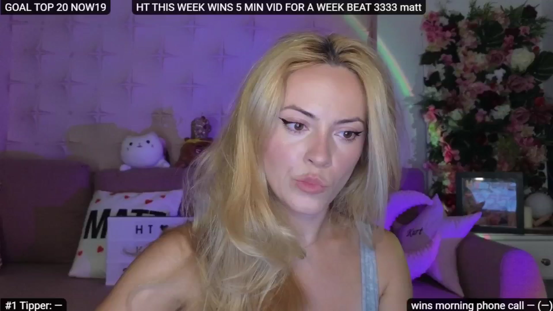 Gallery image thumbnail from Sensationowl_'s myfreecams stream on, 08/22/2025, 05:45 image 5 of 20