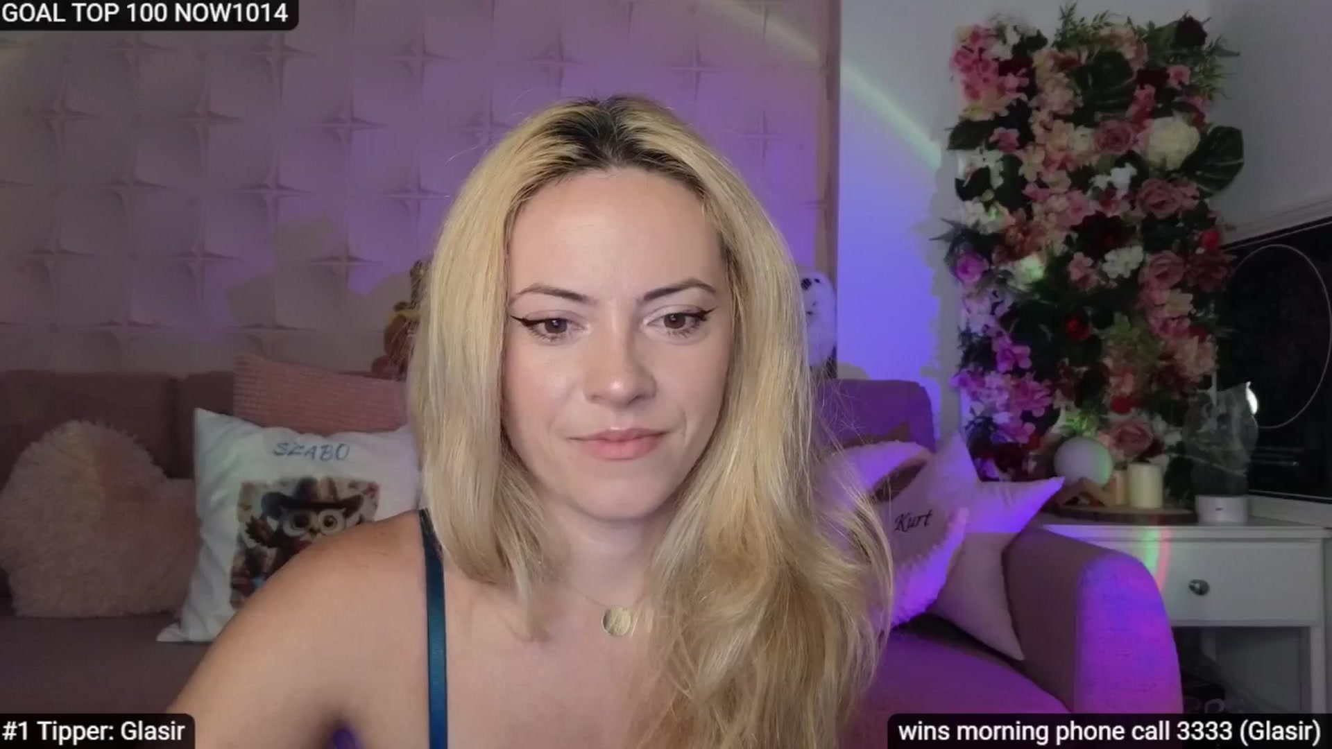 Gallery image thumbnail from Sensationowl_'s myfreecams stream on, 09/14/2025, 05:31 image 5 of 20