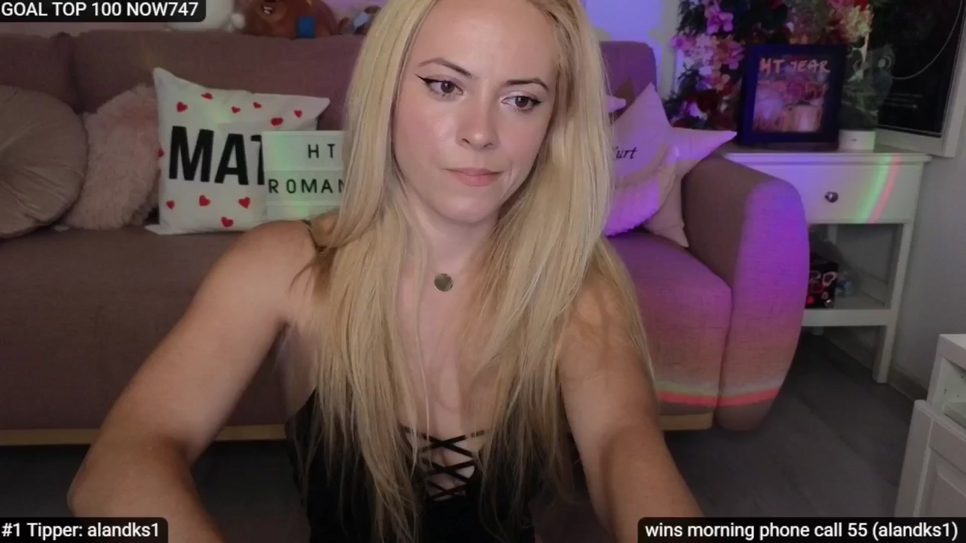 Gallery image thumbnail from Sensationowl_'s myfreecams stream on, 09/20/2025, 07:09 image 11 of 20