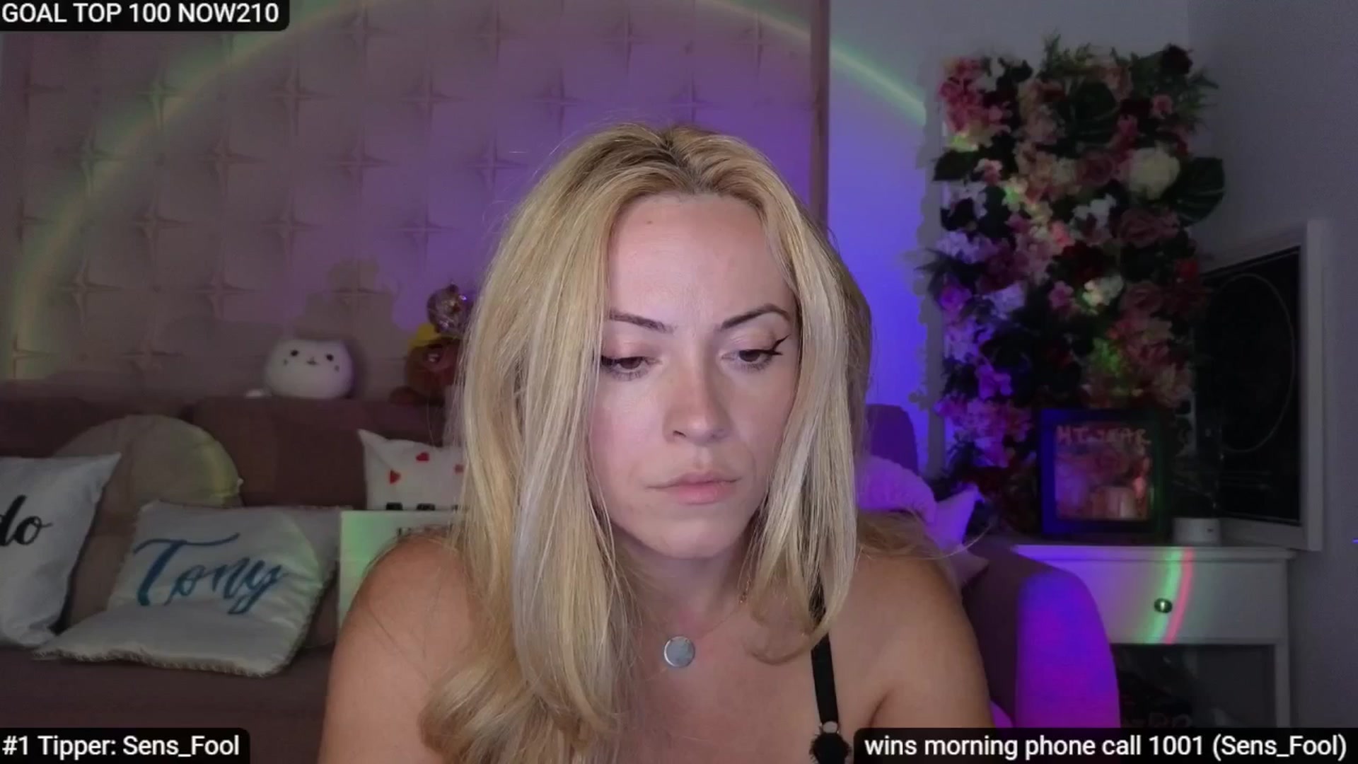 Gallery image thumbnail from Sensationowl_'s myfreecams stream on, 09/28/2025, 08:20 image 17 of 20