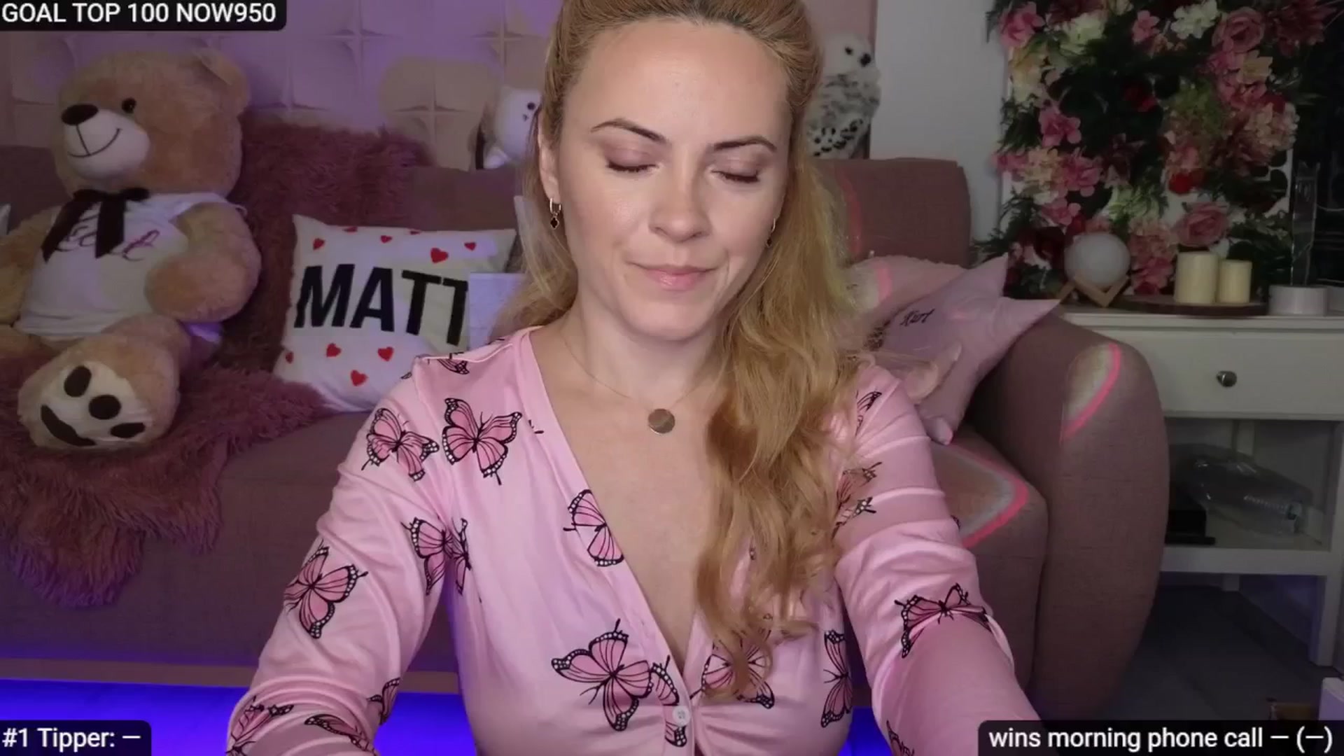 Gallery image thumbnail from Sensationowl_'s myfreecams stream on, 11/15/2025, 06:28 image 1 of 20