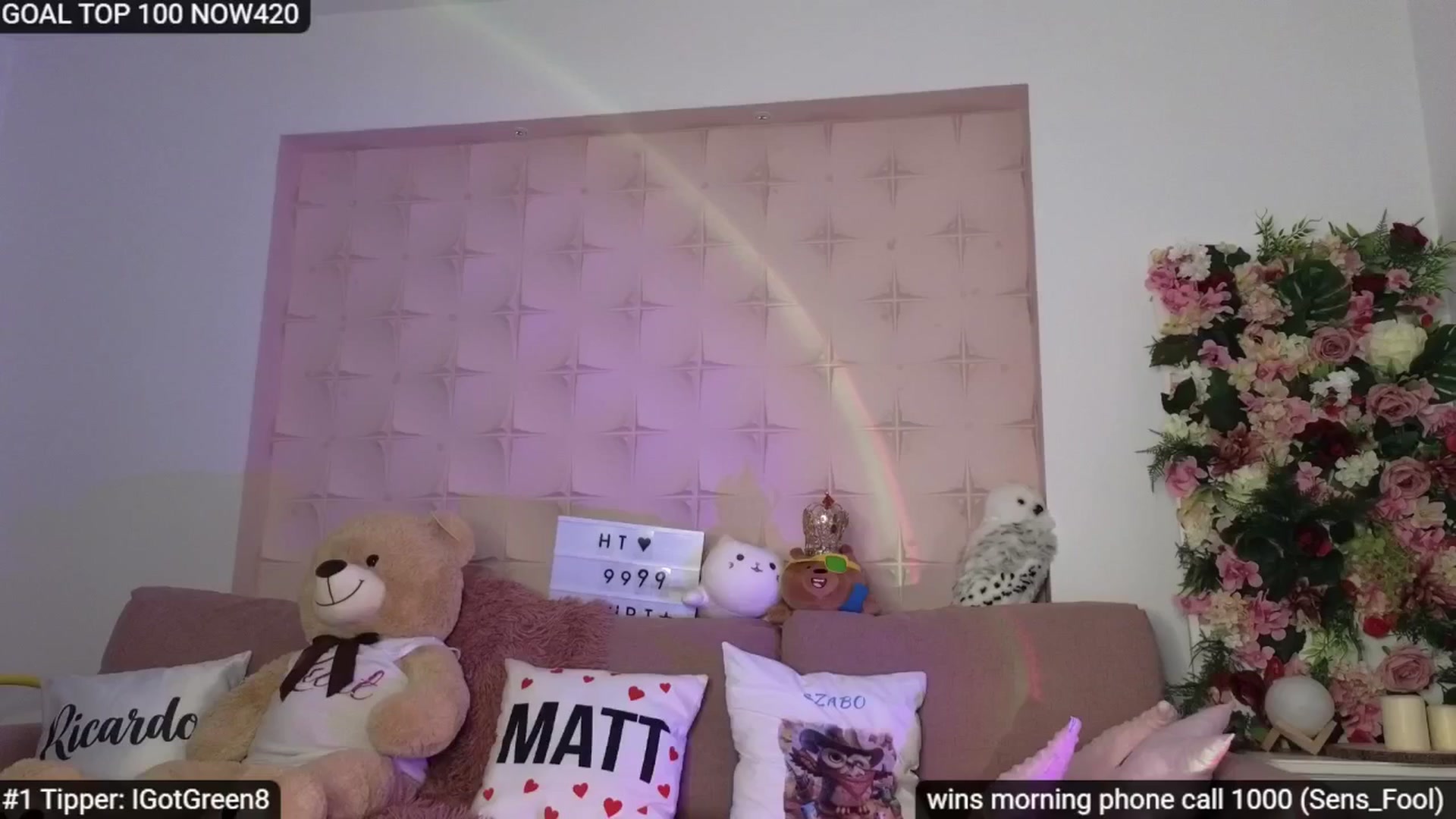 Gallery image thumbnail from Sensationowl_'s myfreecams stream on, 11/15/2025, 08:41 image 3 of 20
