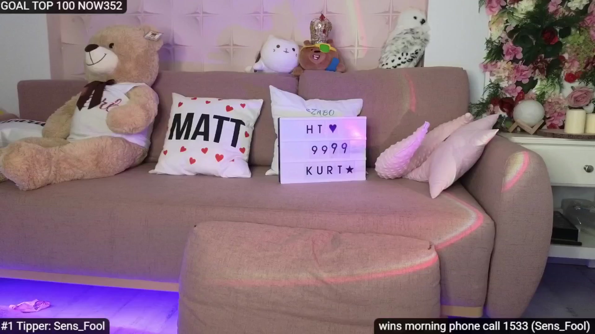 Gallery image thumbnail from Sensationowl_'s myfreecams stream on, 11/15/2025, 09:52 image 1 of 20