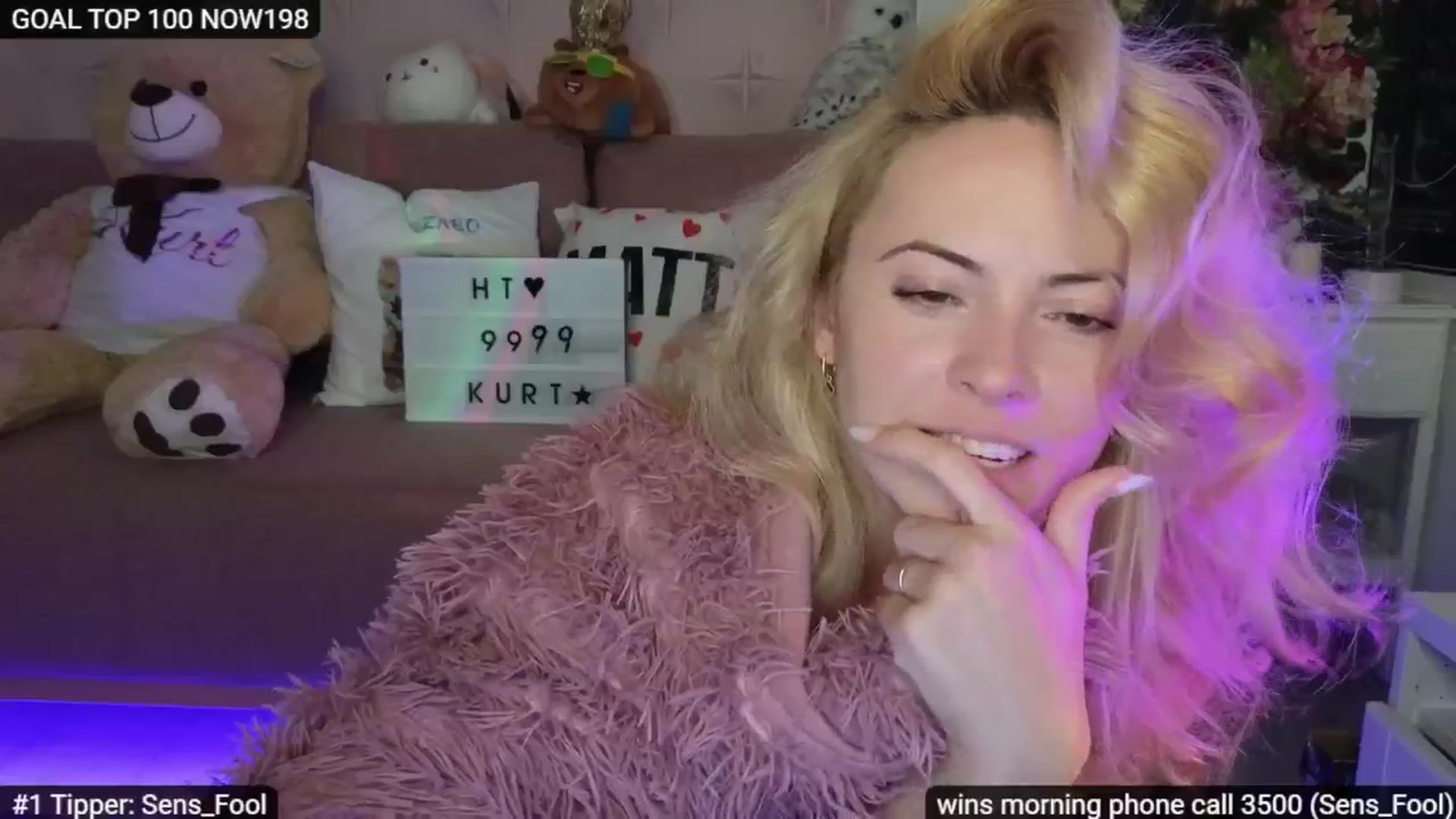 Gallery image thumbnail from Sensationowl_'s myfreecams stream on, 11/16/2025, 11:00 image 19 of 20