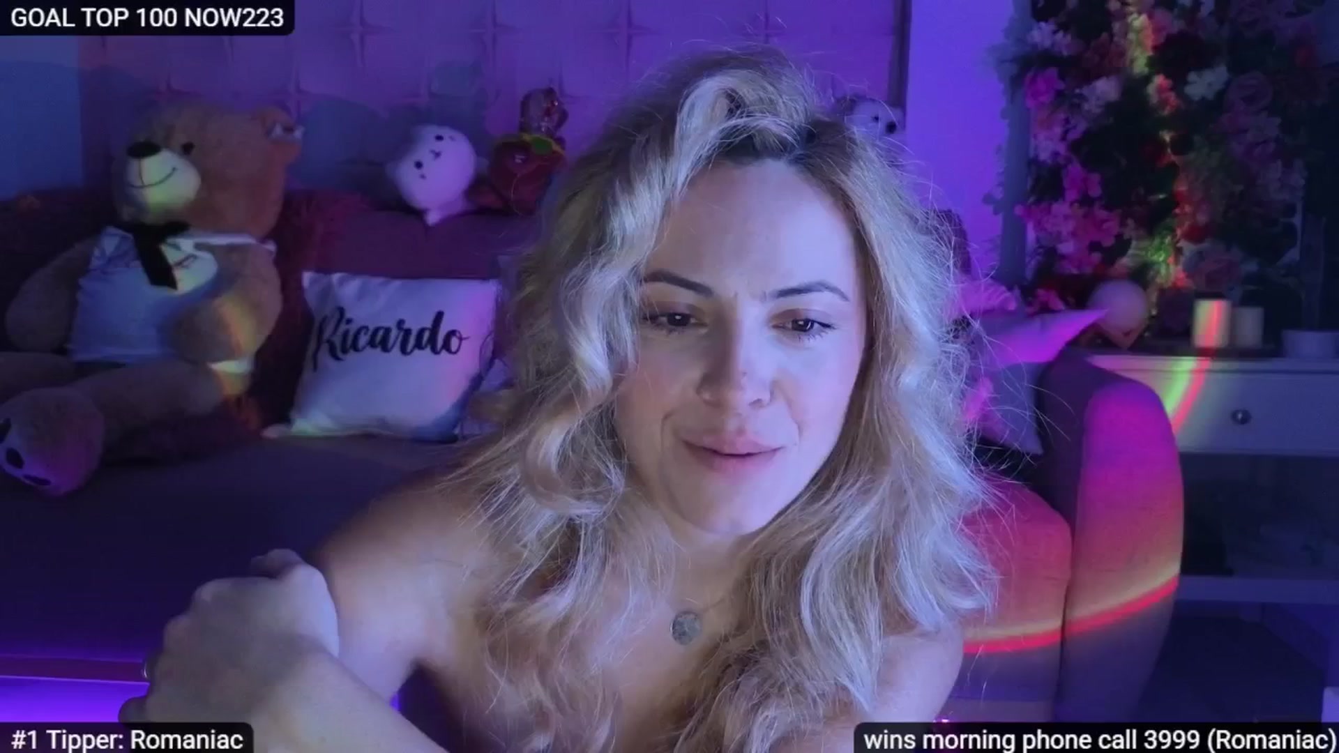 Gallery image thumbnail from Sensationowl_'s myfreecams stream on, 11/21/2025, 09:28 image 4 of 20