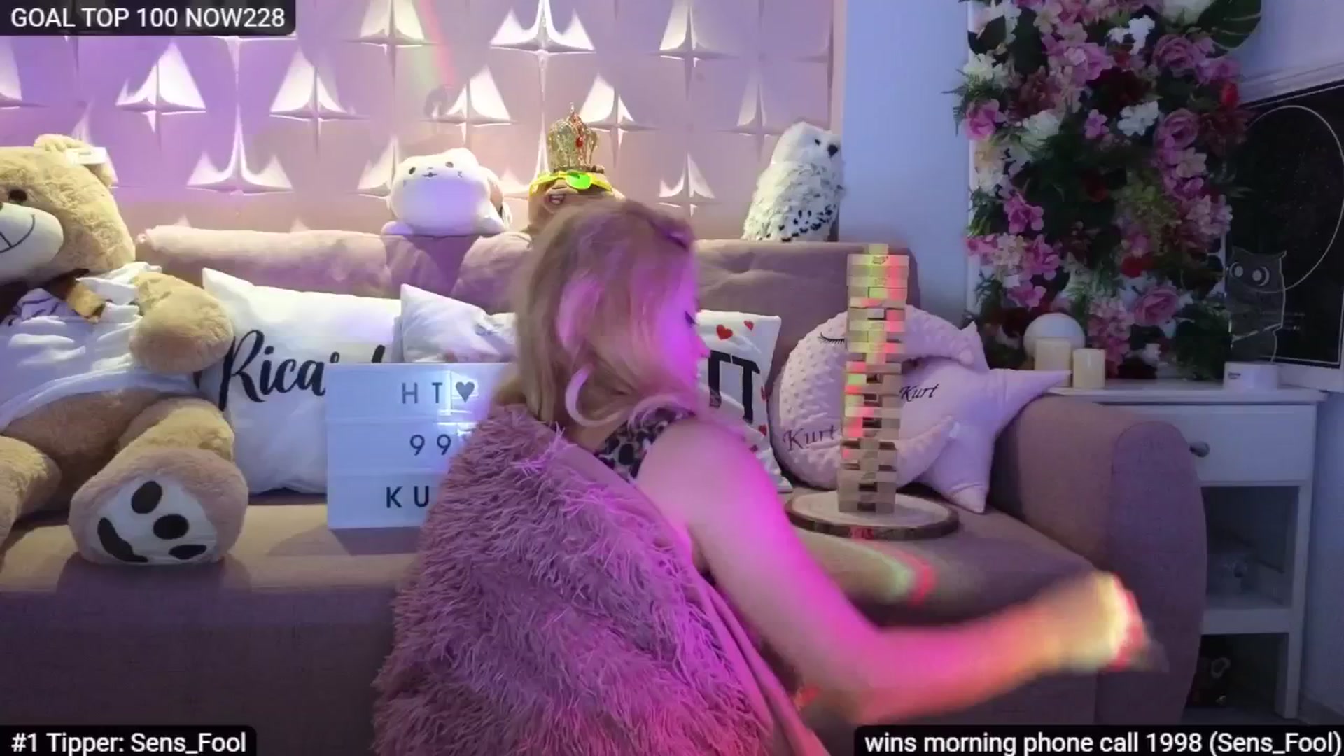 Gallery image thumbnail from Sensationowl_'s myfreecams stream on, 11/22/2025, 10:36 image 18 of 20