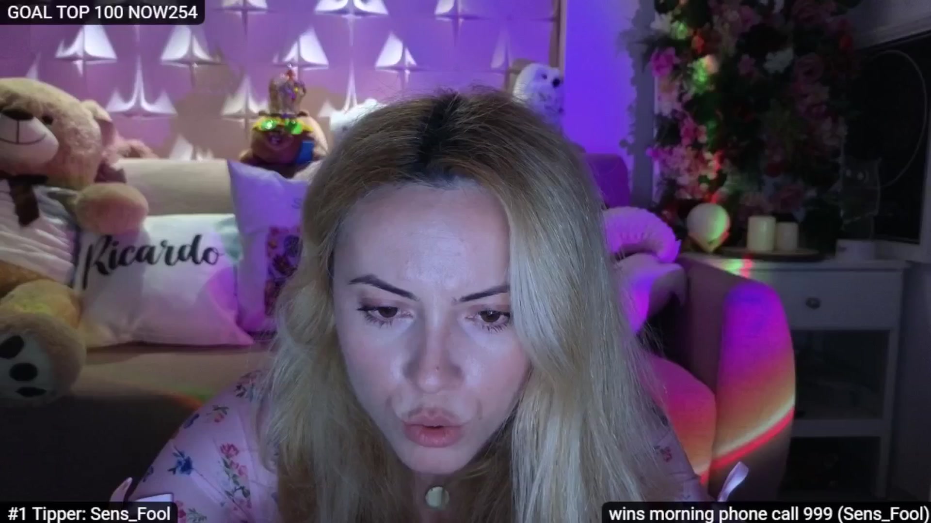 Gallery image thumbnail from Sensationowl_'s myfreecams stream on, 11/28/2025, 08:08 image 3 of 20