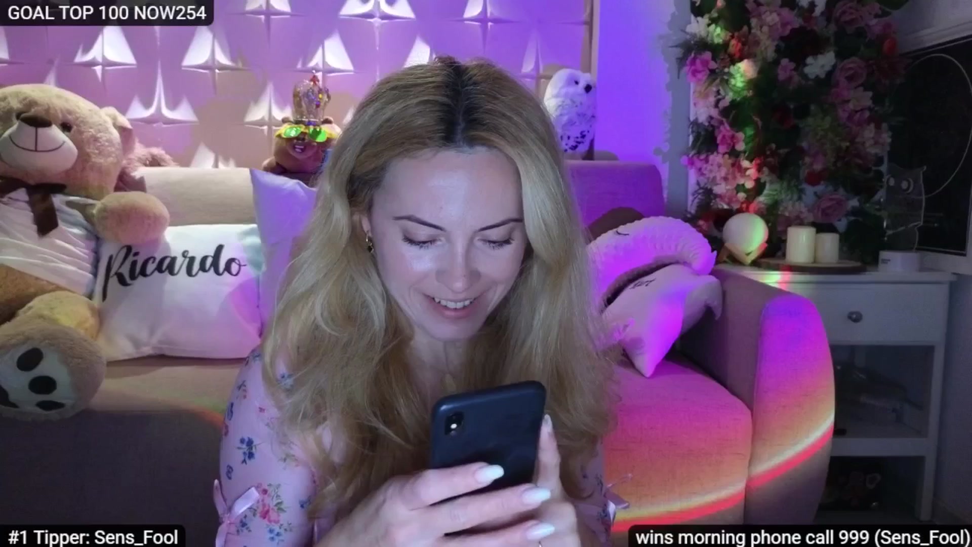 Gallery image thumbnail from Sensationowl_'s myfreecams stream on, 11/28/2025, 08:08 image 20 of 20