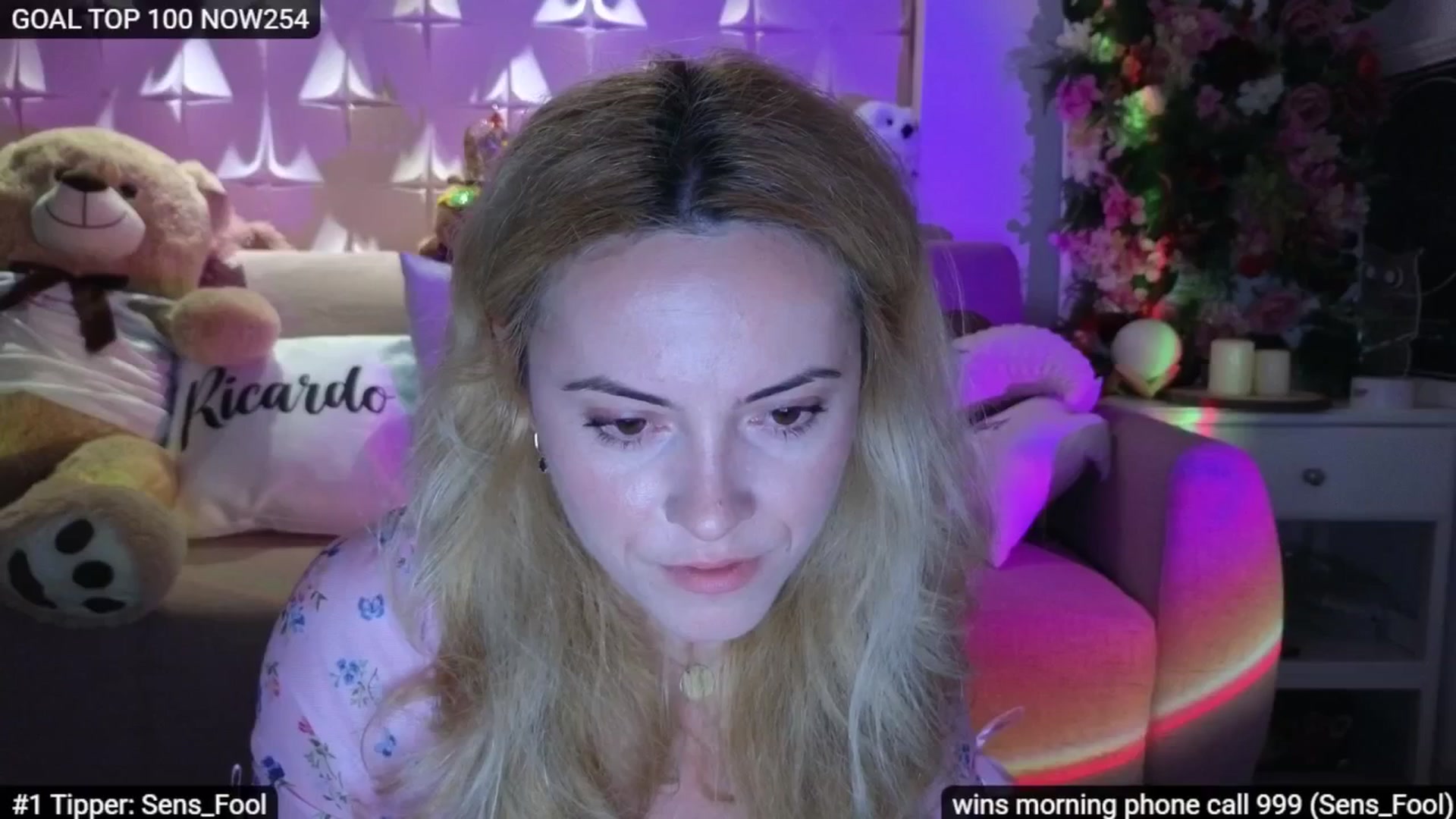 Gallery image thumbnail from Sensationowl_'s myfreecams stream on, 11/28/2025, 08:08 image 9 of 20