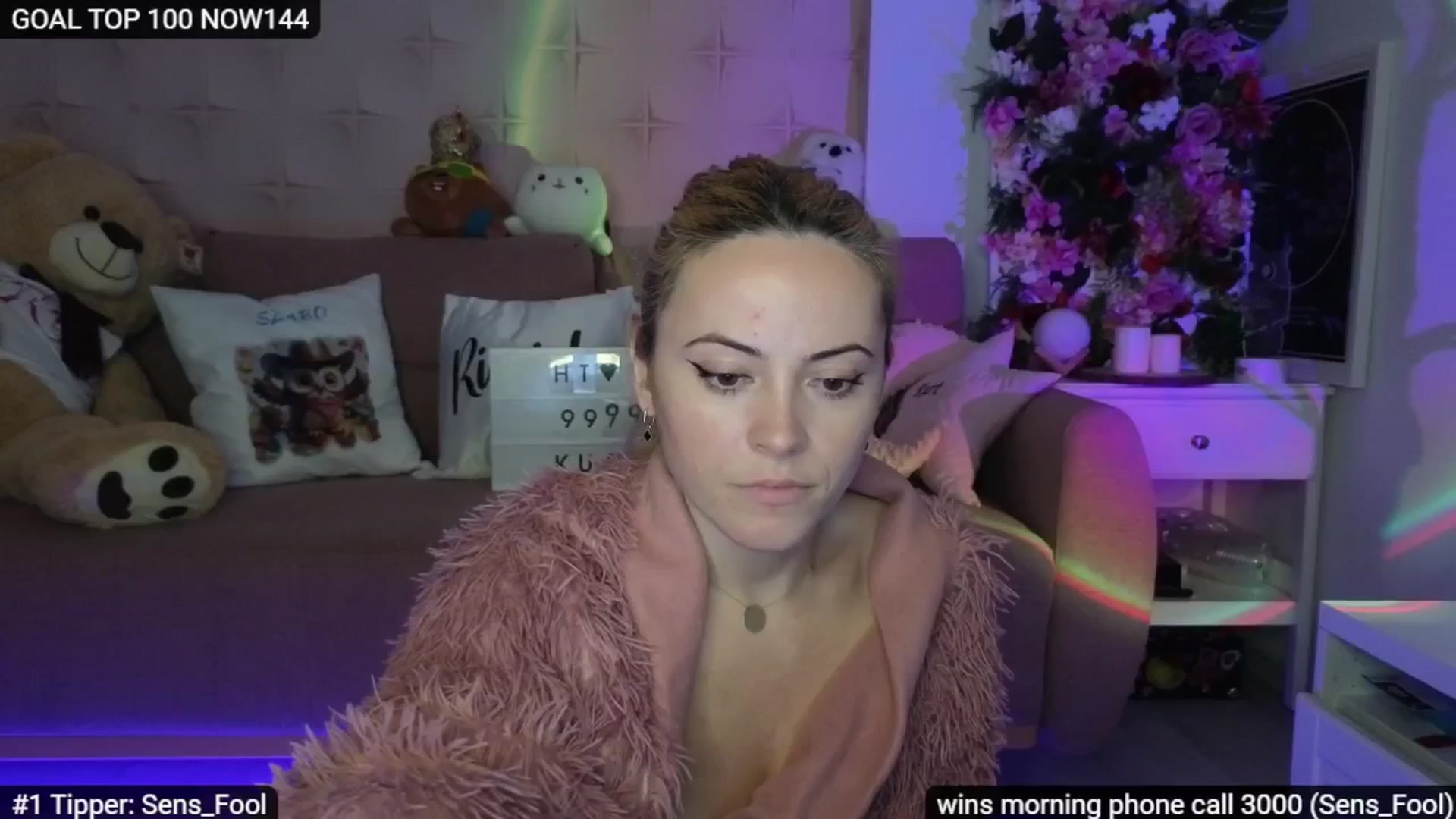 Gallery image thumbnail from Sensationowl_'s myfreecams stream on, 11/30/2025, 10:01 image 16 of 20