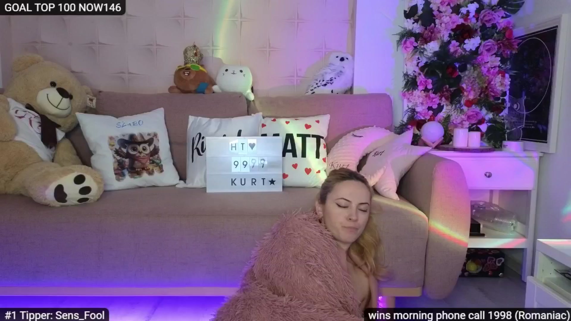 Gallery image thumbnail from Sensationowl_'s myfreecams stream on, 11/30/2025, 10:01 image 10 of 20