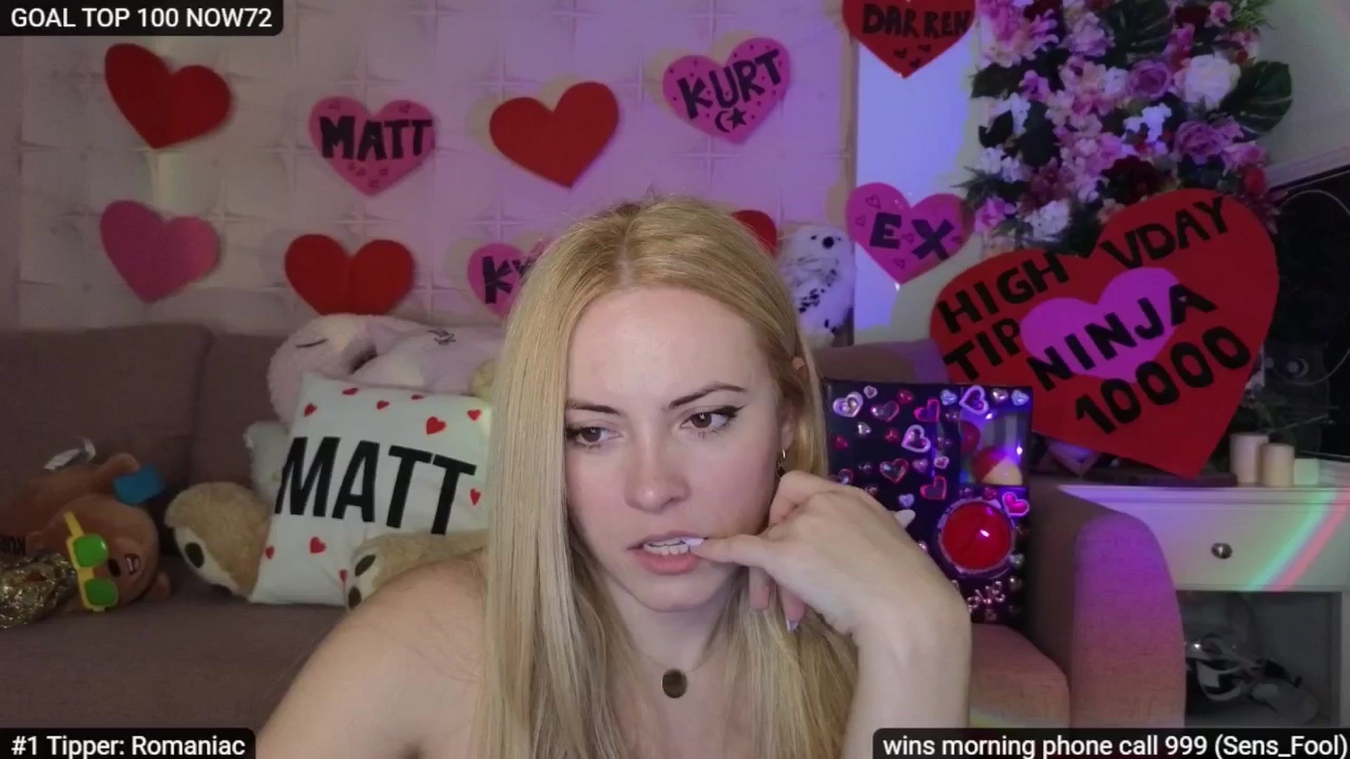 Gallery image thumbnail from Sensationowl_'s myfreecams stream on, 02/11/2026, 08:15 image 14 of 20