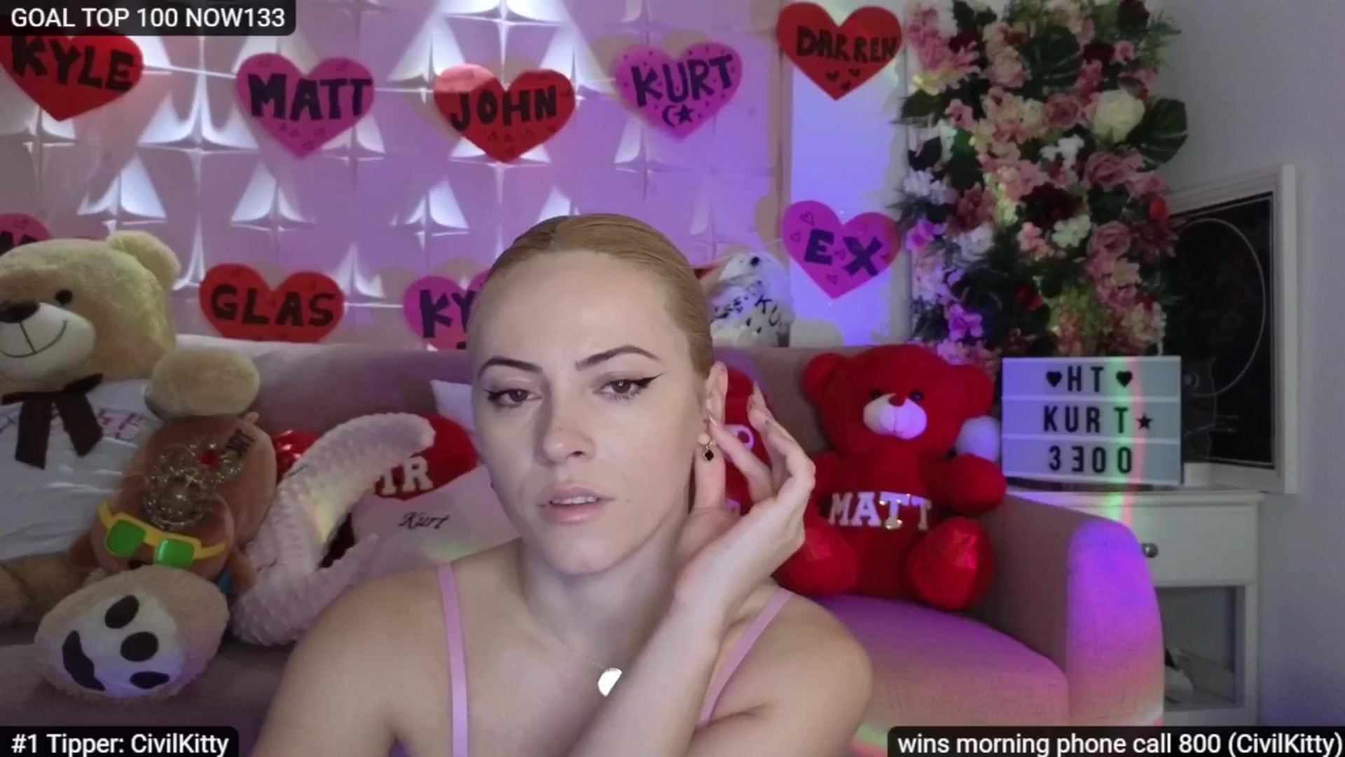 Gallery image thumbnail from Sensationowl_'s myfreecams stream on, 04/05/2026, 05:09 image 13 of 20