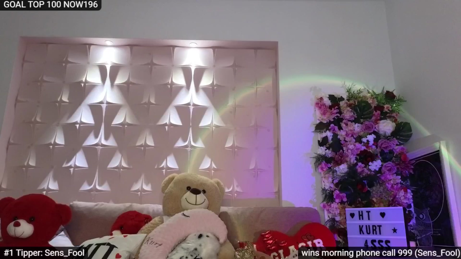 Gallery image thumbnail from Sensationowl_'s myfreecams stream on, 04/23/2026, 07:59 image 13 of 20