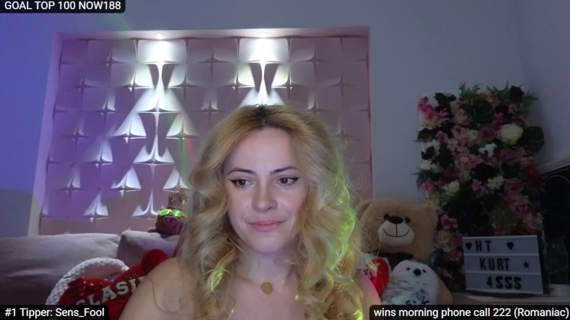 Gallery image thumbnail from Sensationowl_'s myfreecams stream on, 04/24/2026, 07:41 image 16 of 20