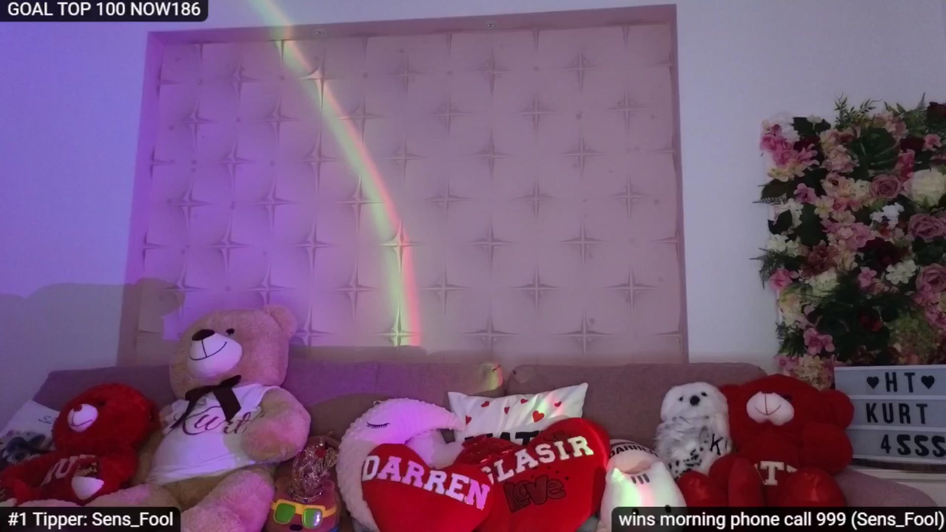 Gallery image thumbnail from Sensationowl_'s myfreecams stream on, 04/25/2026, 06:39 image 19 of 20