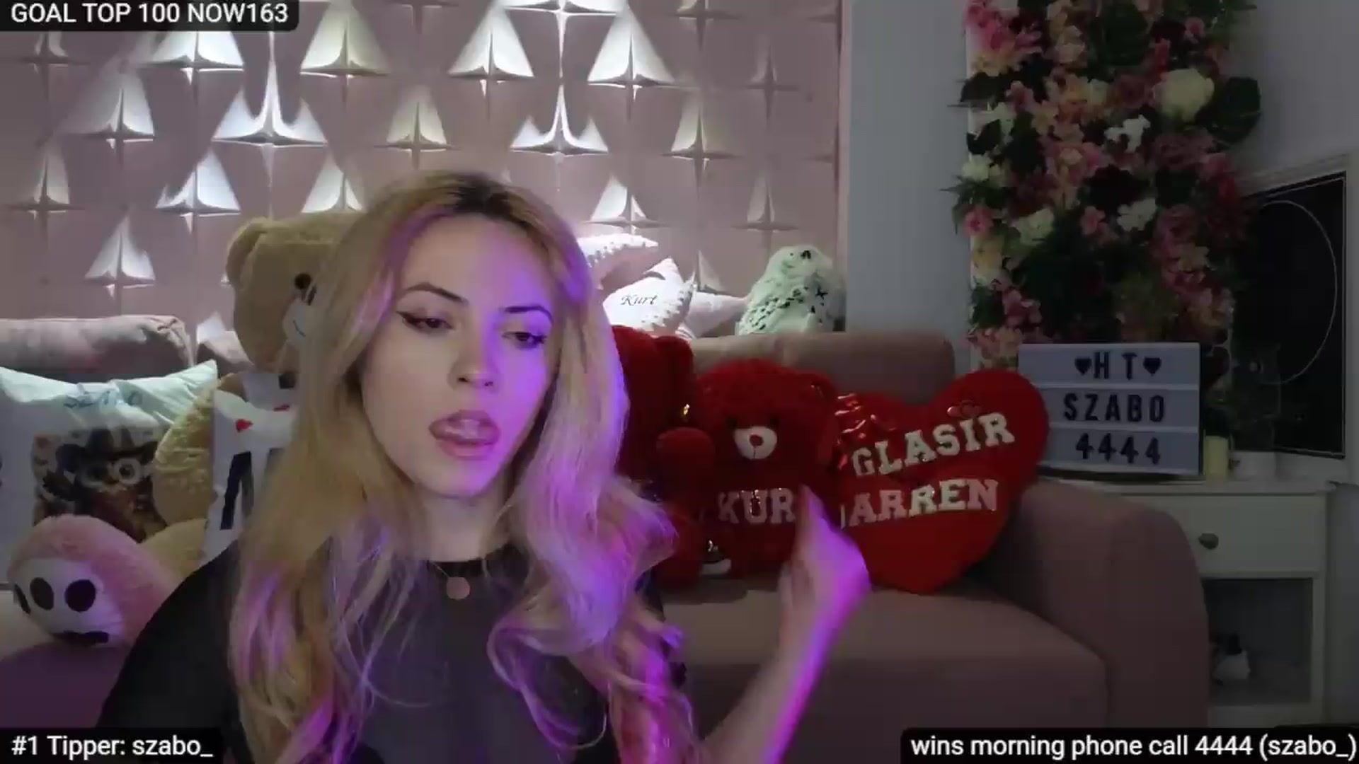 Gallery image thumbnail from Sensationowl_'s myfreecams stream on, 05/10/2026, 09:14 image 6 of 20