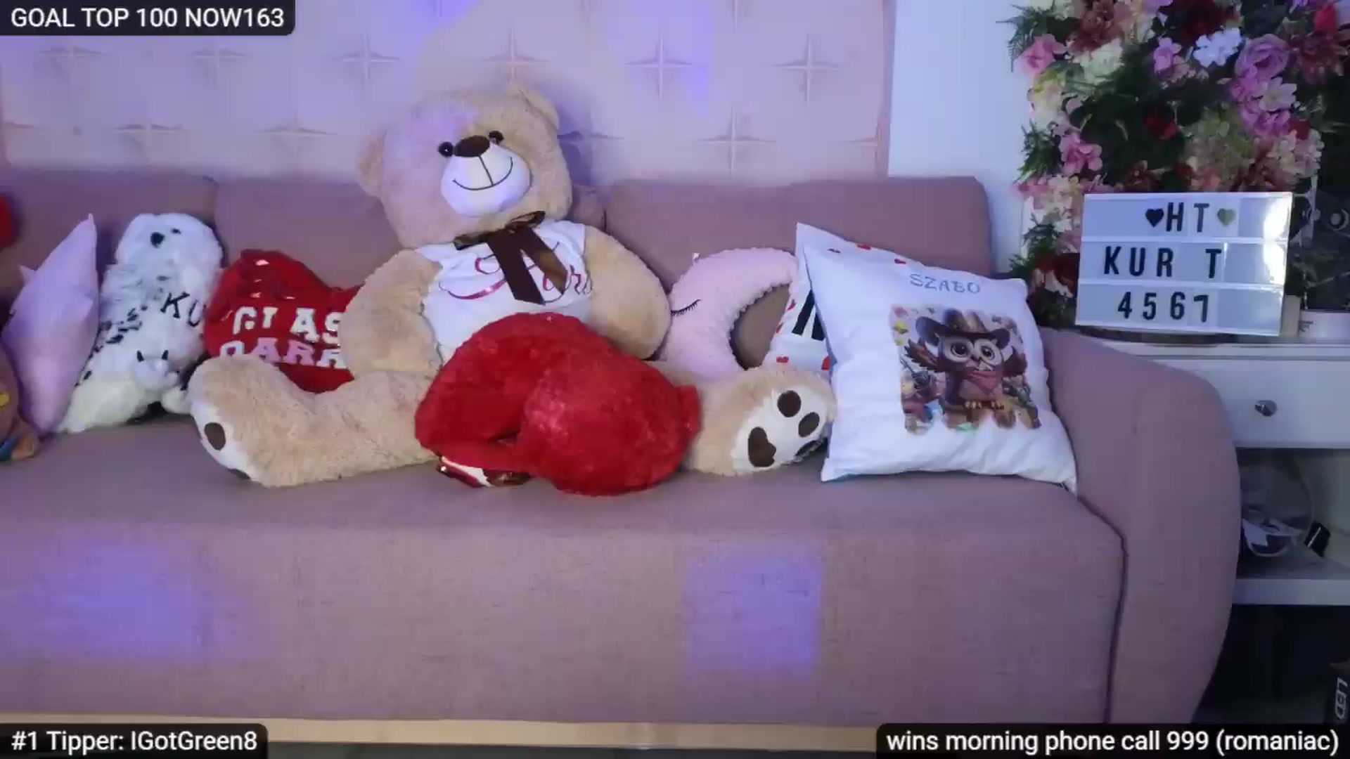 Gallery image thumbnail from Sensationowl_'s myfreecams stream on, 05/31/2026, 08:35 image 14 of 20