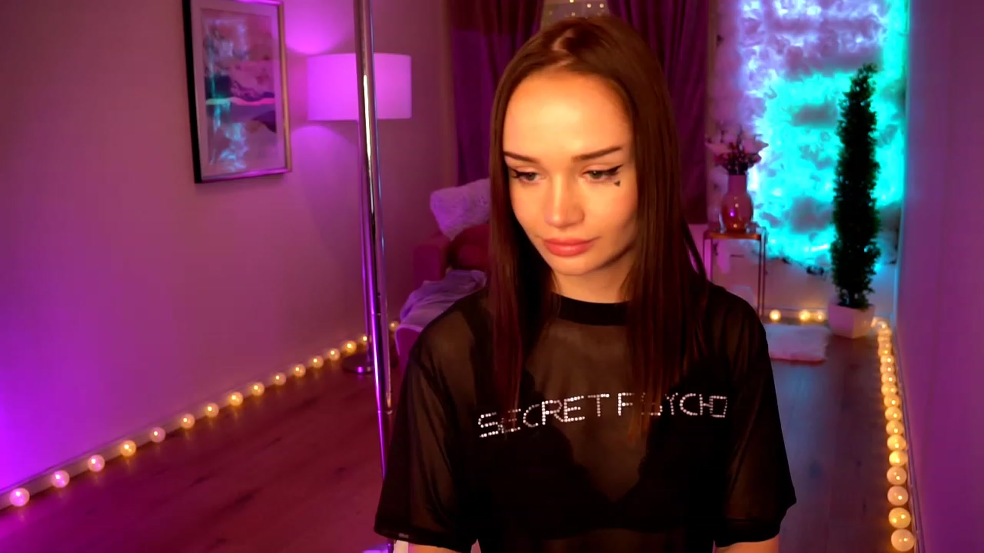 Gallery image thumbnail from Sensei_Jade's myfreecams stream on, 05/30/2023, 15:02 image 5 of 20