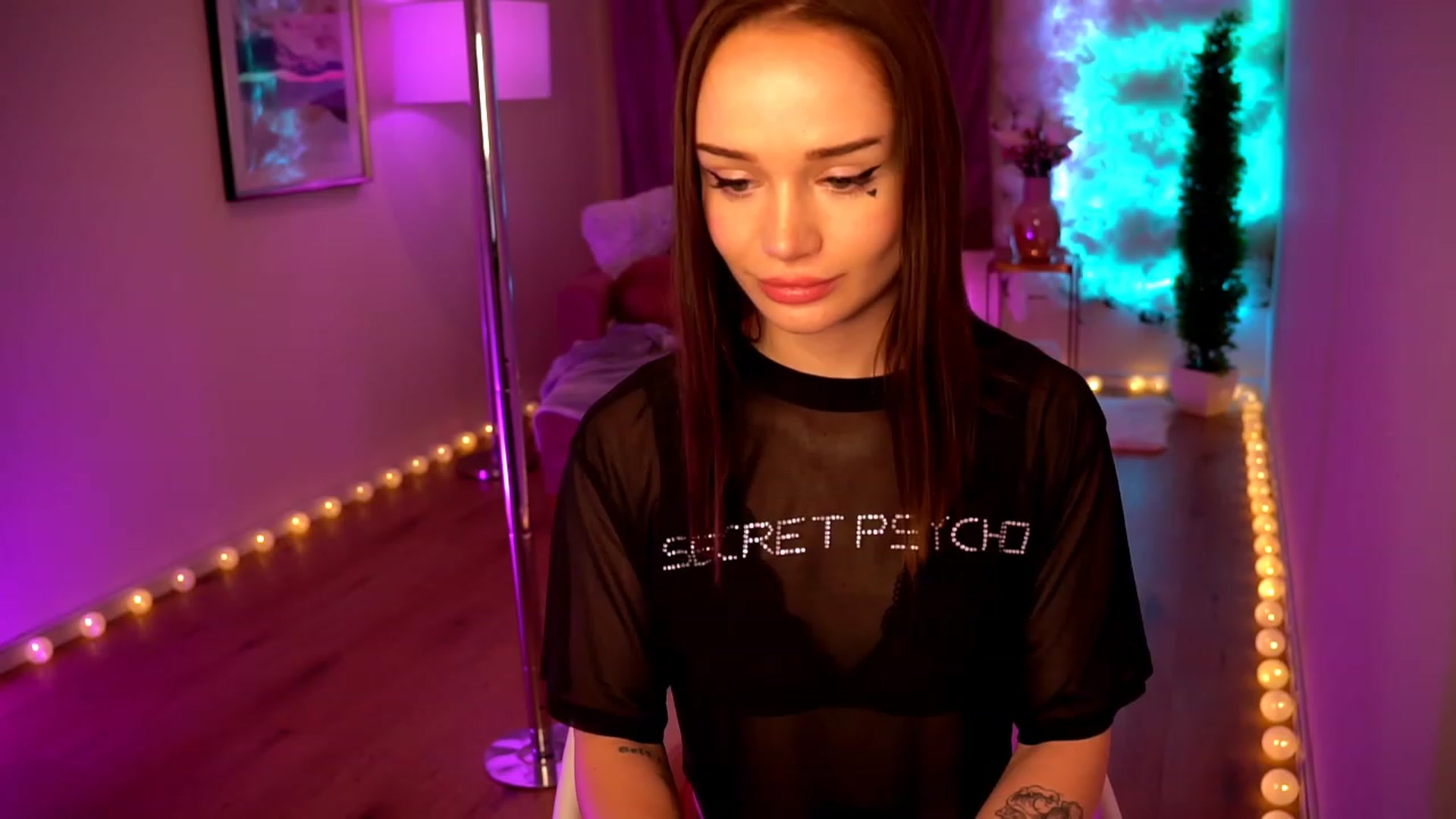 Gallery image thumbnail from Sensei_Jade's myfreecams stream on, 05/30/2023, 15:02 image 7 of 20