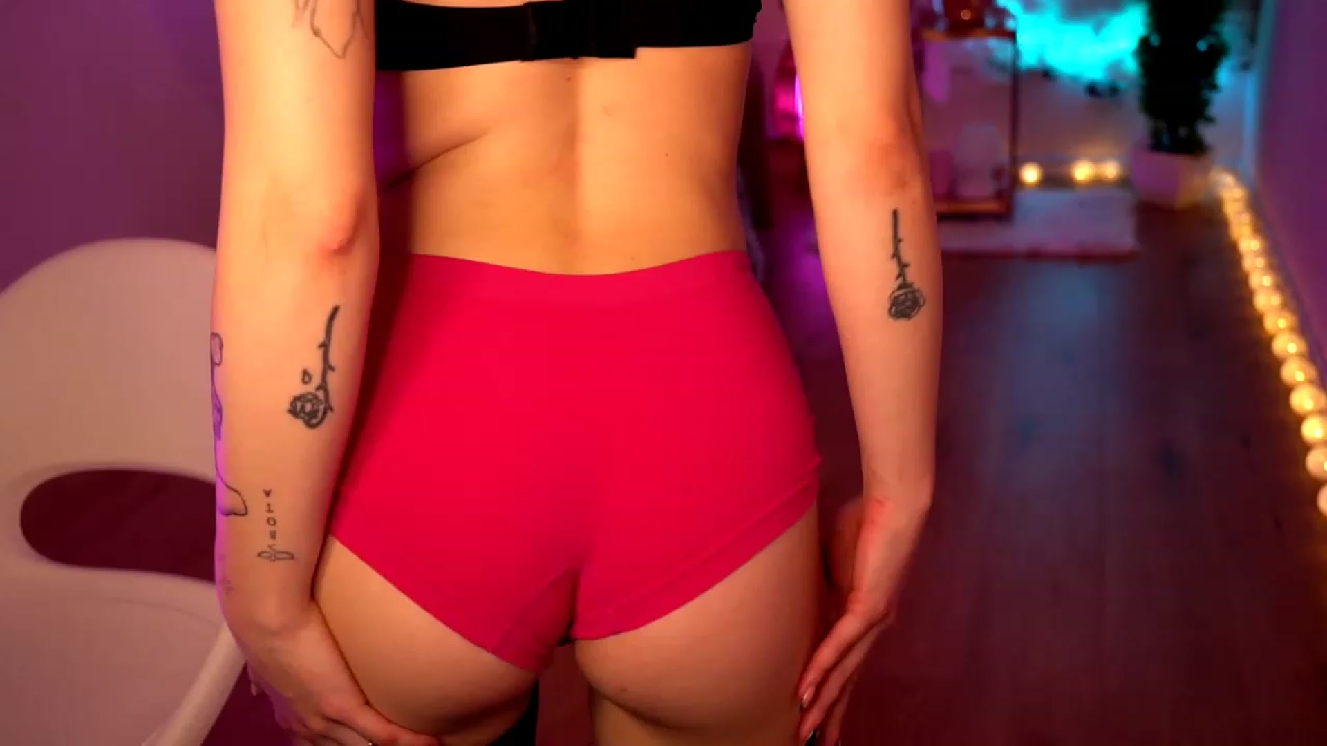 Gallery image thumbnail from Sensei_Jade's myfreecams stream on, 05/30/2023, 15:02 image 20 of 20