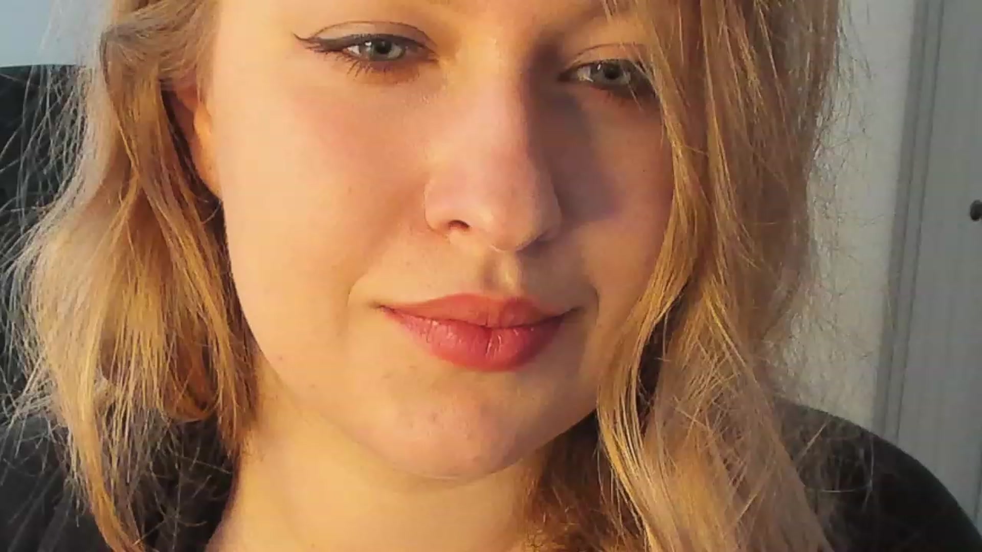 Gallery image thumbnail from SensualAdict's myfreecams stream on, 11/18/2022, 08:06 image 18 of 20
