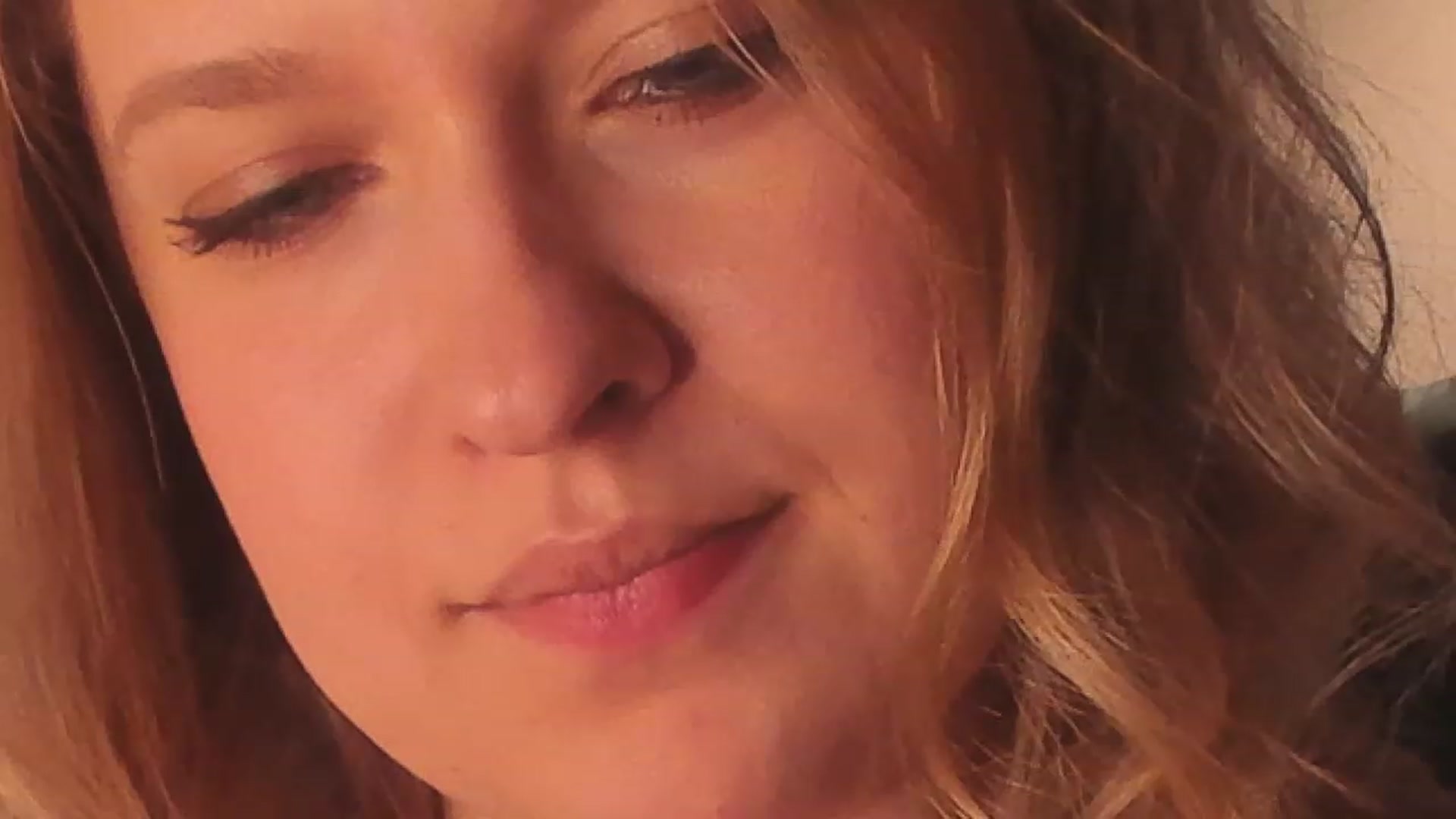 Gallery image thumbnail from SensualAdict's myfreecams stream on, 11/19/2022, 18:15 image 6 of 20