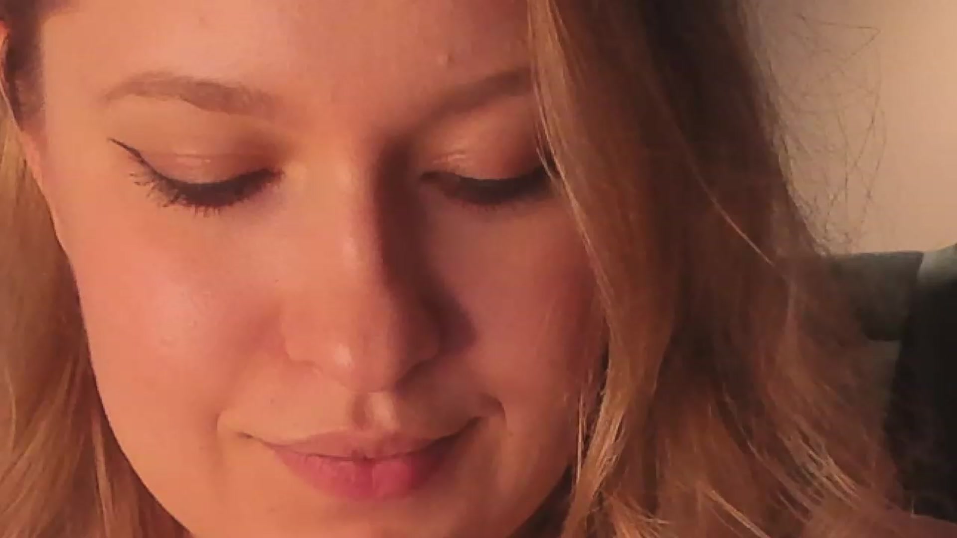 Gallery image thumbnail from SensualAdict's myfreecams stream on, 11/19/2022, 18:15 image 8 of 20