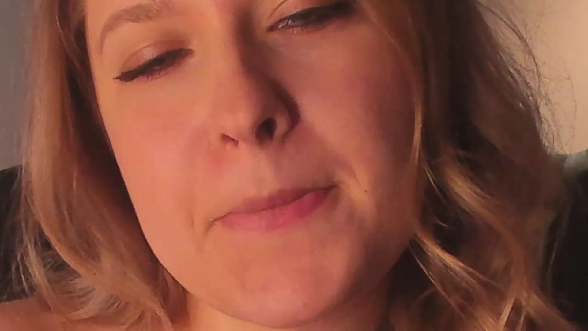 Gallery image thumbnail from SensualAdict's myfreecams stream on, 11/19/2022, 18:15 image 5 of 20