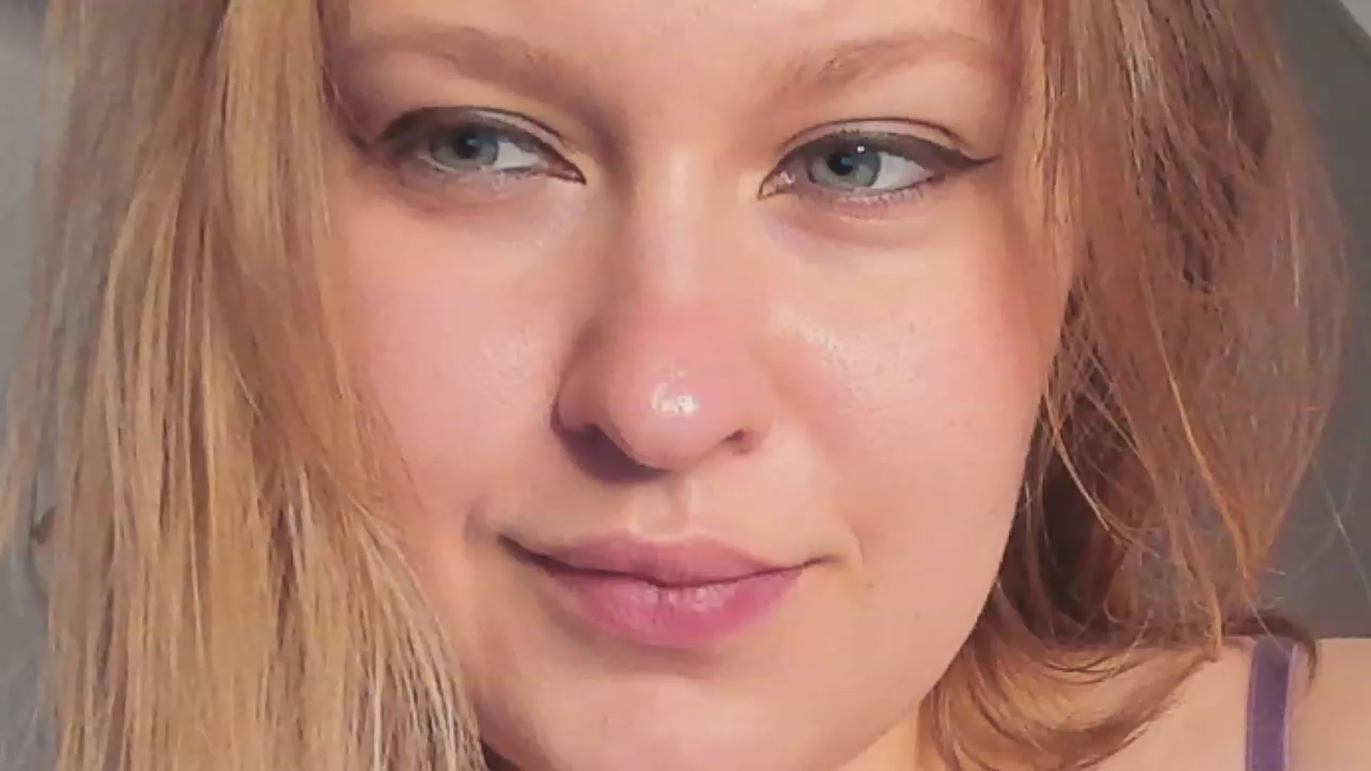 Gallery image thumbnail from SensualAdict's myfreecams stream on, 11/22/2022, 13:38 image 3 of 20