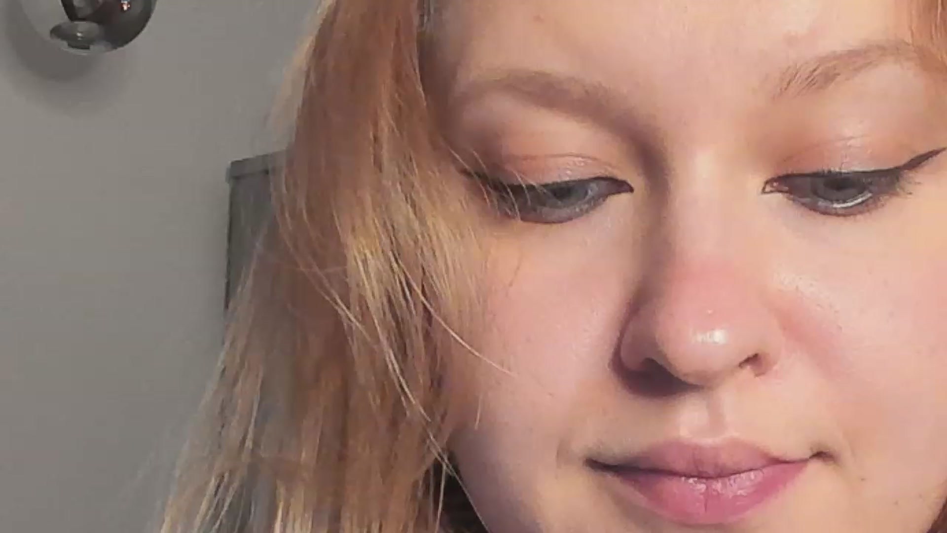 Gallery image thumbnail from SensualAdict's myfreecams stream on, 11/22/2022, 13:38 image 10 of 20