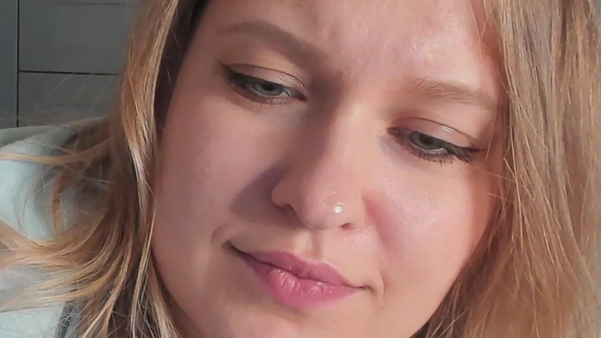 Gallery image thumbnail from SensualAdict's myfreecams stream on, 11/23/2022, 17:07 image 15 of 20