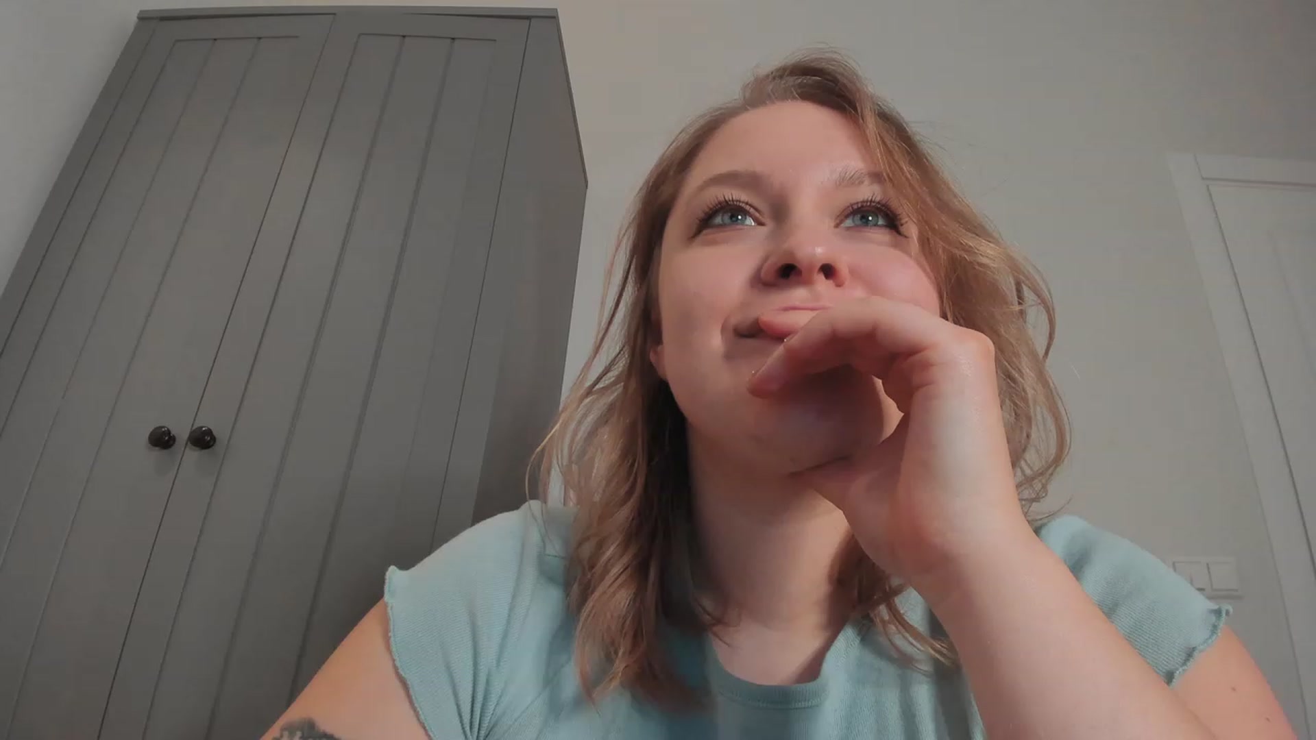 Gallery image thumbnail from SensualAdict's myfreecams stream on, 11/23/2022, 17:22 image 9 of 20