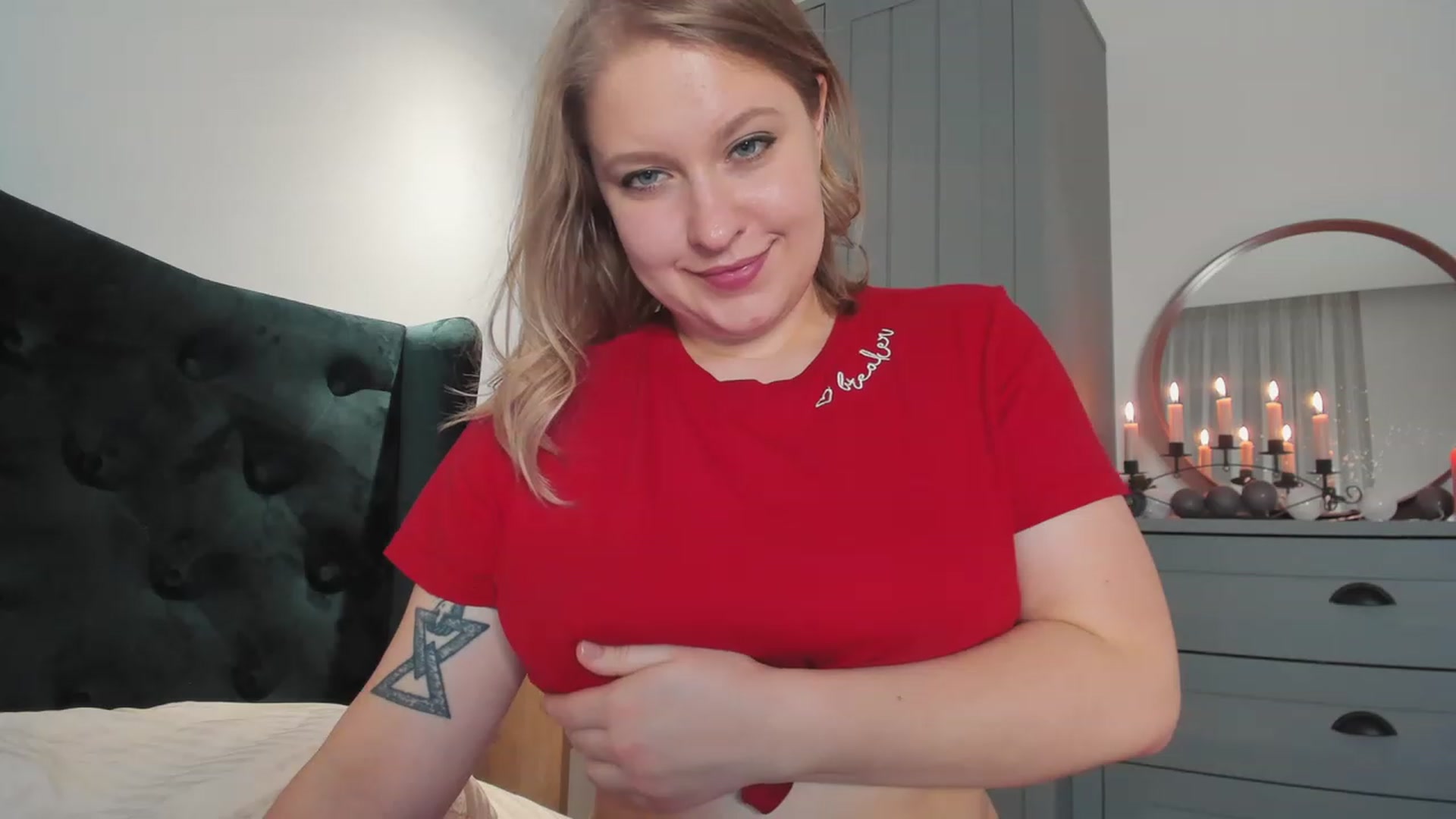 Gallery image thumbnail from SensualAdict's myfreecams stream on, 11/24/2022, 18:54 image 12 of 20