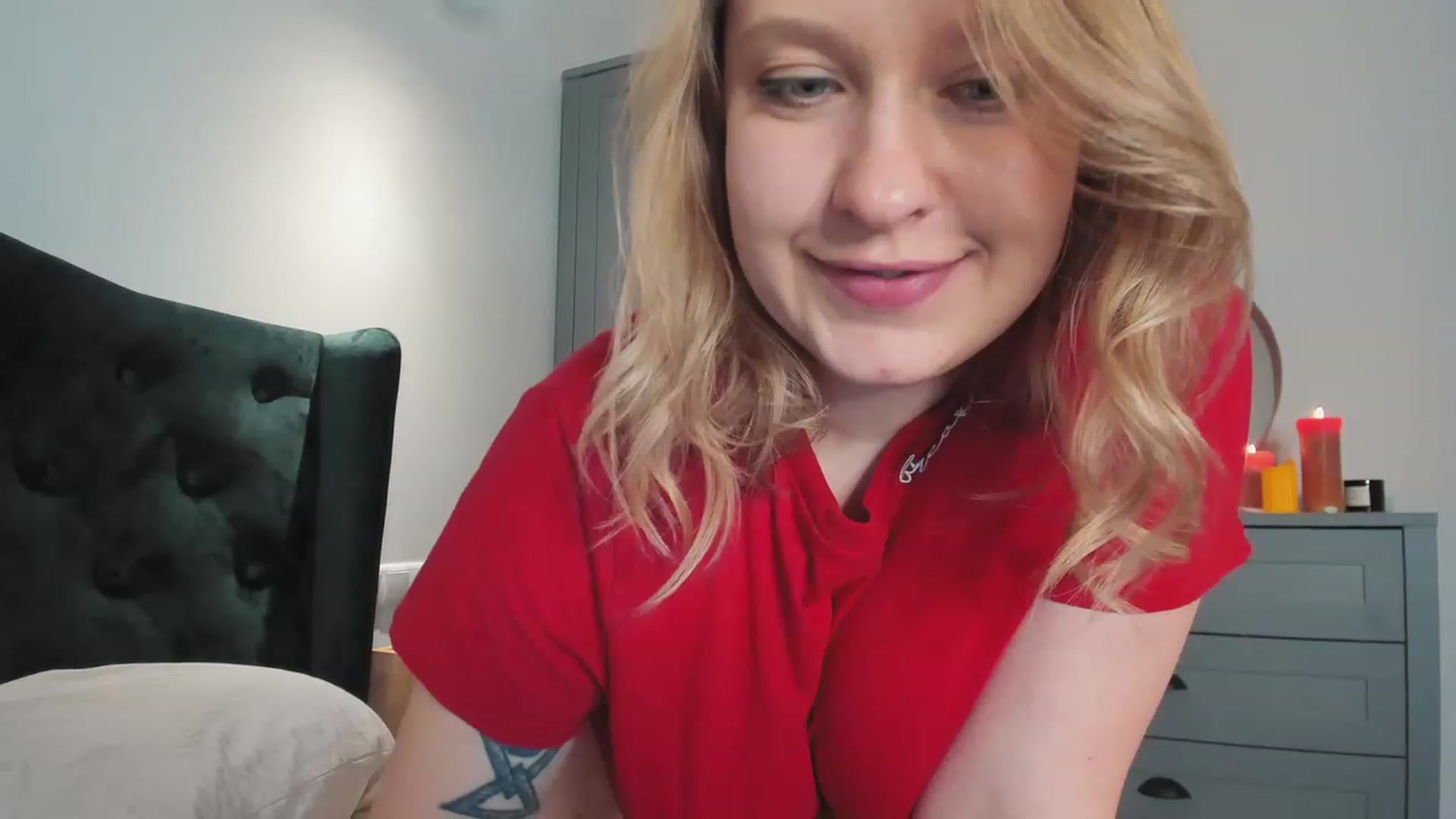 Gallery image thumbnail from SensualAdict's myfreecams stream on, 11/24/2022, 18:54 image 6 of 20