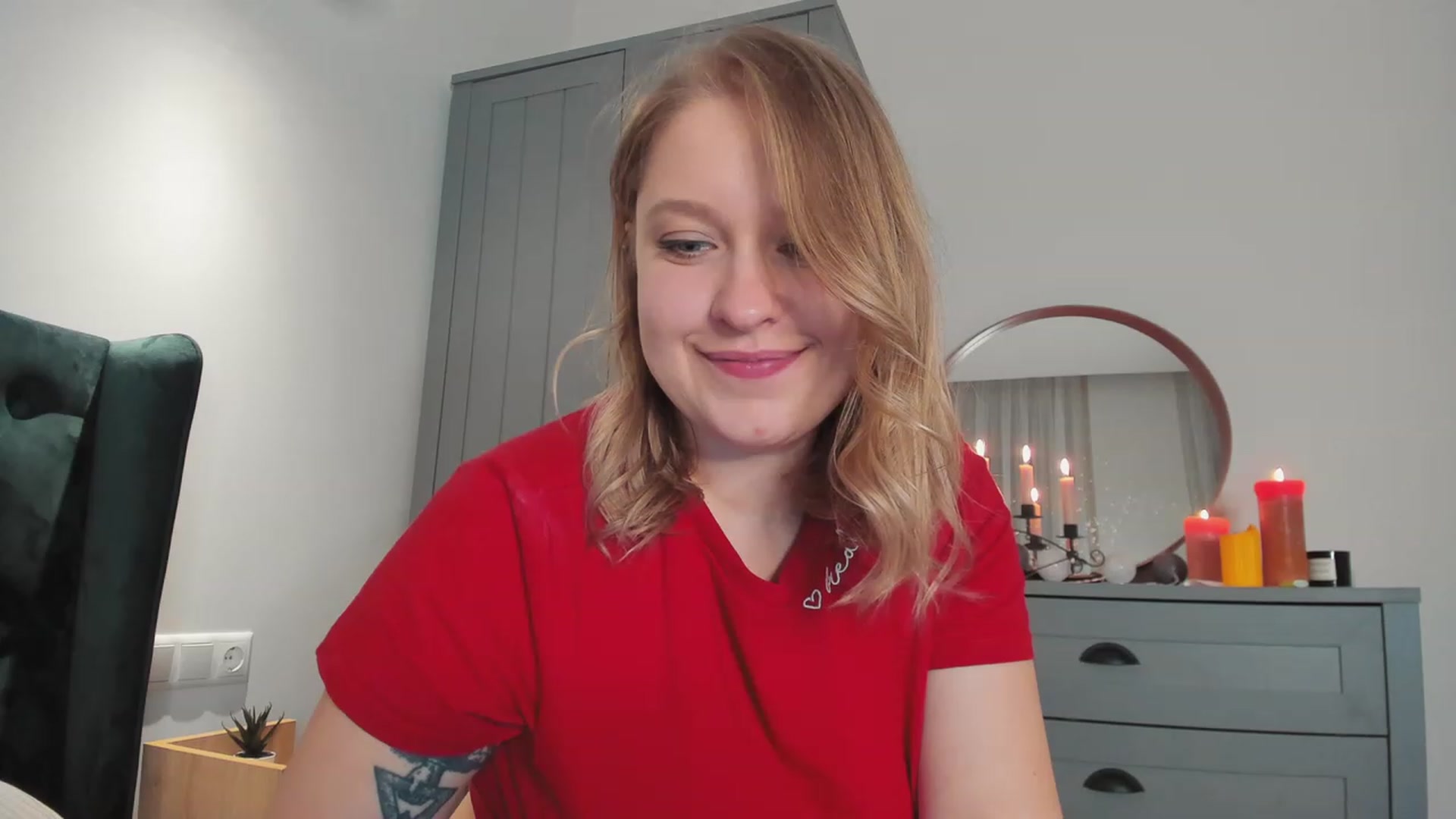 Gallery image thumbnail from SensualAdict's myfreecams stream on, 11/24/2022, 18:54 image 3 of 20