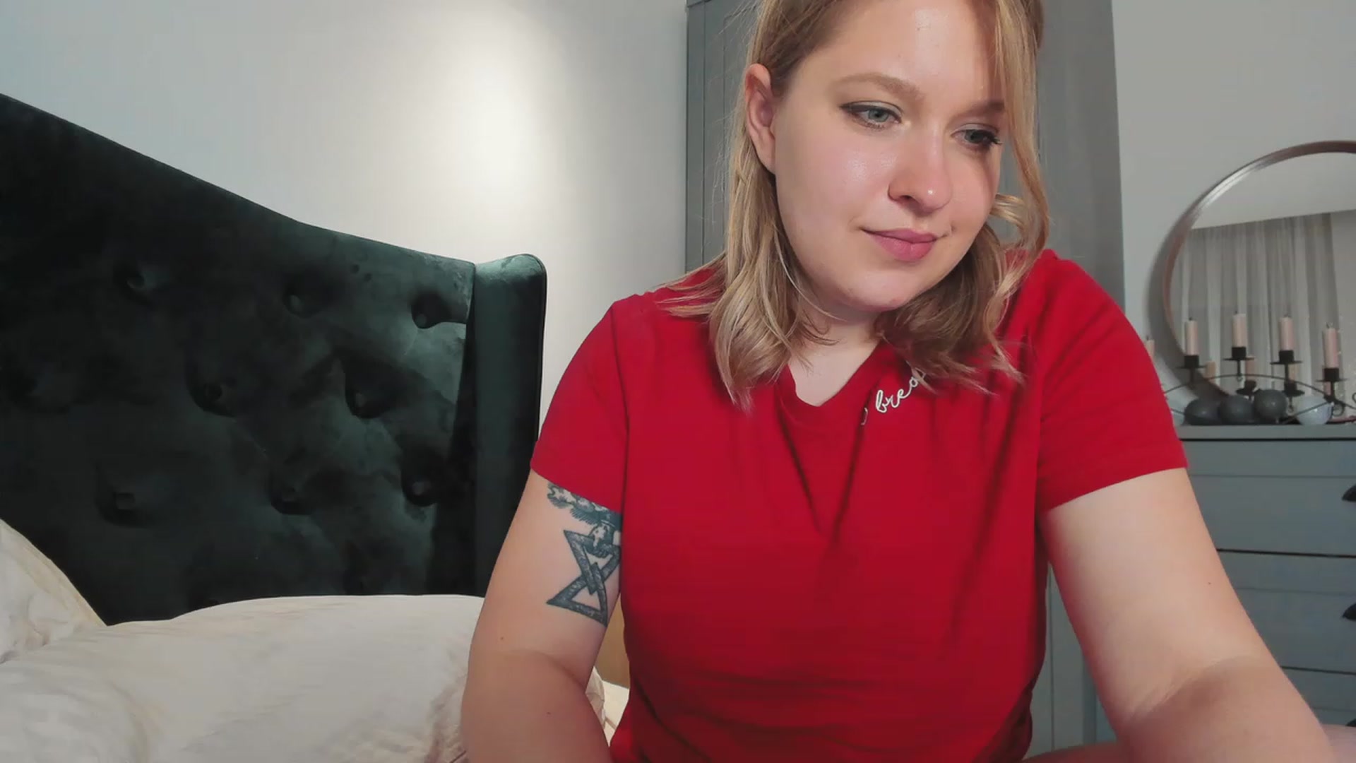 Gallery image thumbnail from SensualAdict's myfreecams stream on, 11/24/2022, 20:11 image 5 of 20