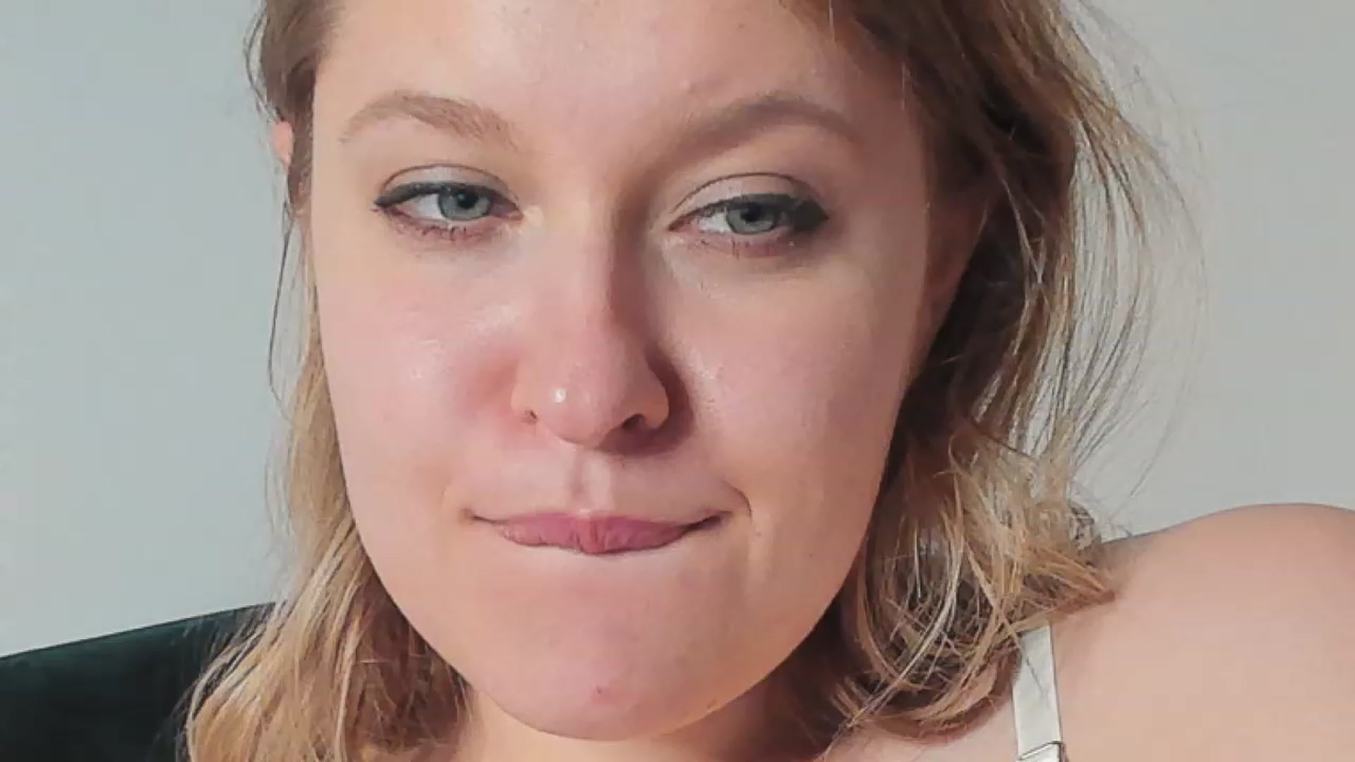 Gallery image thumbnail from SensualAdict's myfreecams stream on, 11/24/2022, 20:11 image 20 of 20