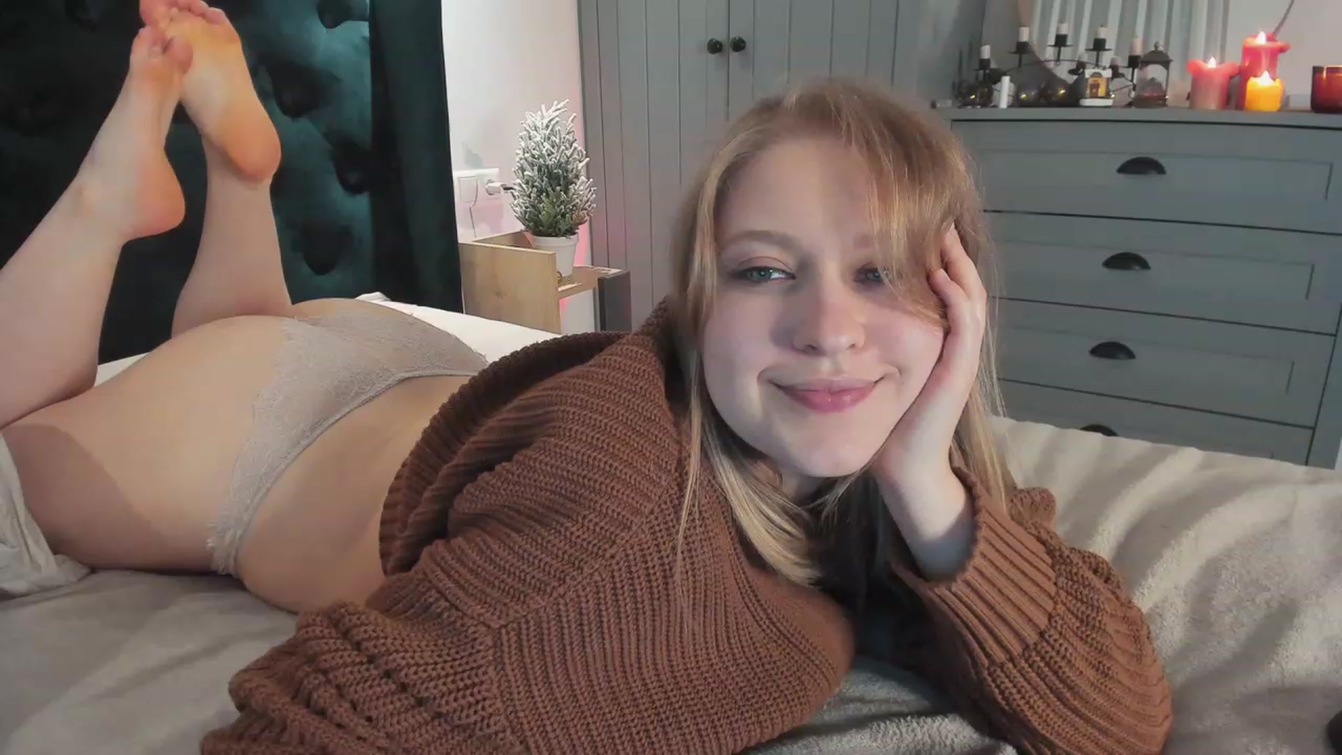 Gallery image thumbnail from SensualAdict's myfreecams stream on, 12/01/2022, 18:25 image 19 of 20