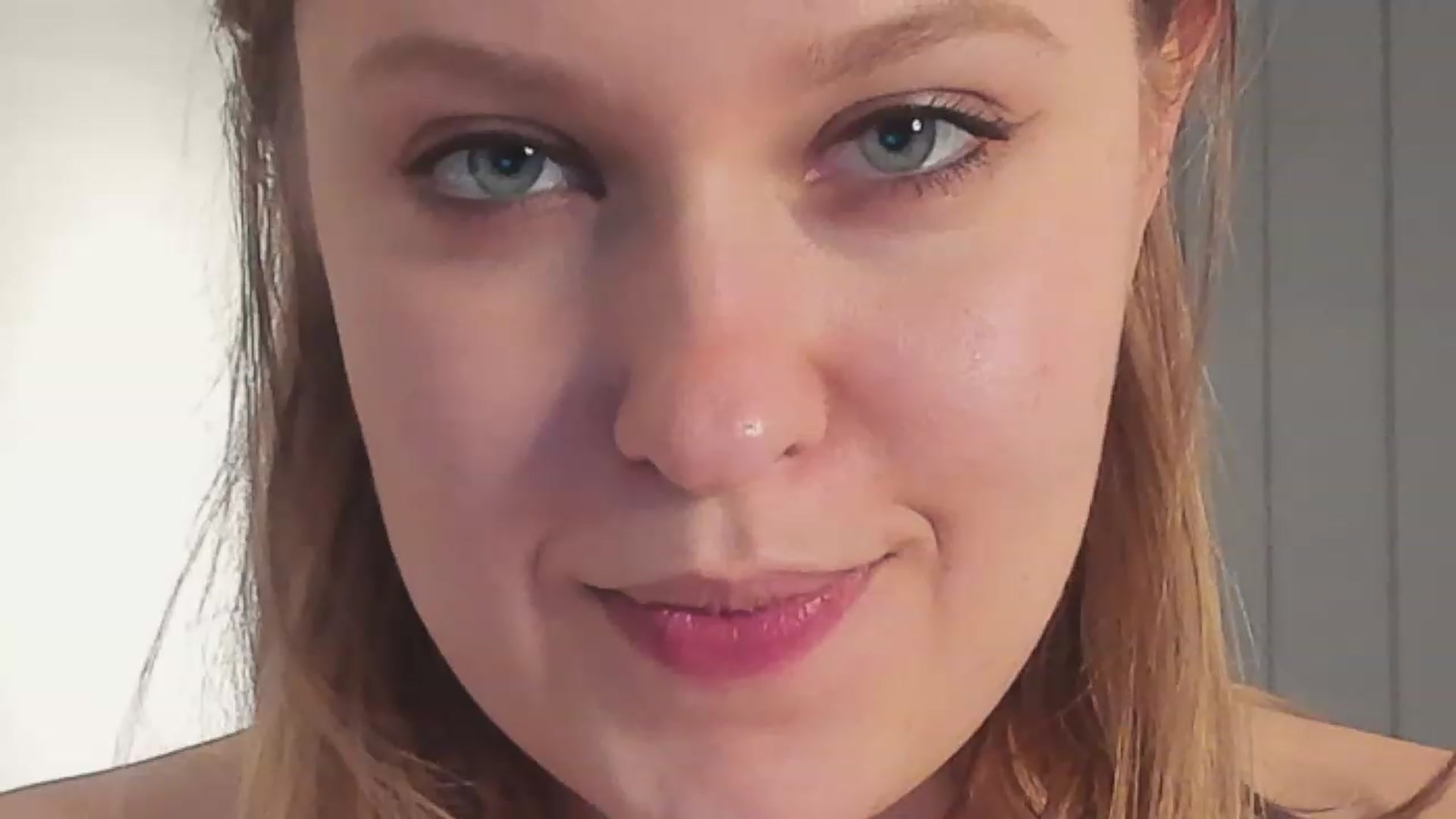 Gallery image thumbnail from SensualAdict's myfreecams stream on, 12/01/2022, 19:55 image 15 of 20