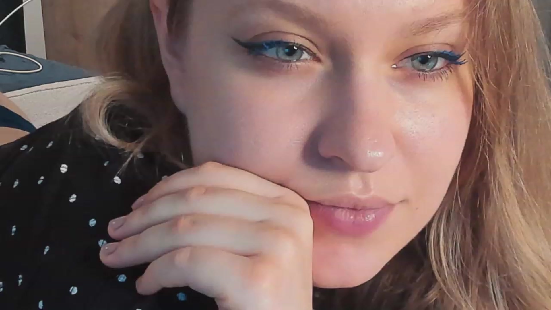 Gallery image thumbnail from SensualAdict's myfreecams stream on, 12/09/2022, 14:43 image 2 of 20