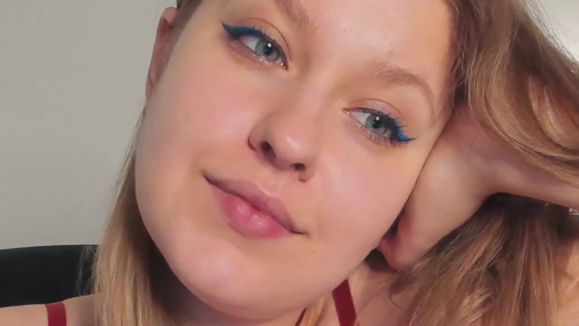 Gallery image thumbnail from SensualAdict's myfreecams stream on, 12/09/2022, 18:32 image 14 of 20