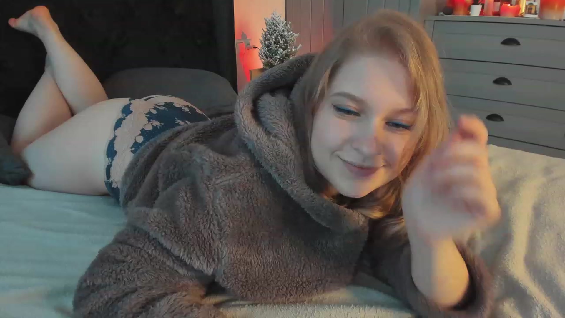 Gallery image thumbnail from SensualAdict's myfreecams stream on, 12/10/2022, 12:48 image 10 of 20